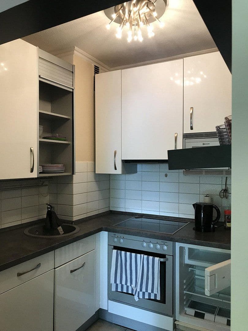 Prenájom bytu 1-izbový 38 m², Mittelweg, Hamburg, Hamburg Prenájom bytu 1-izbový 38 m², Mittelweg, Hamburg, Hamburg