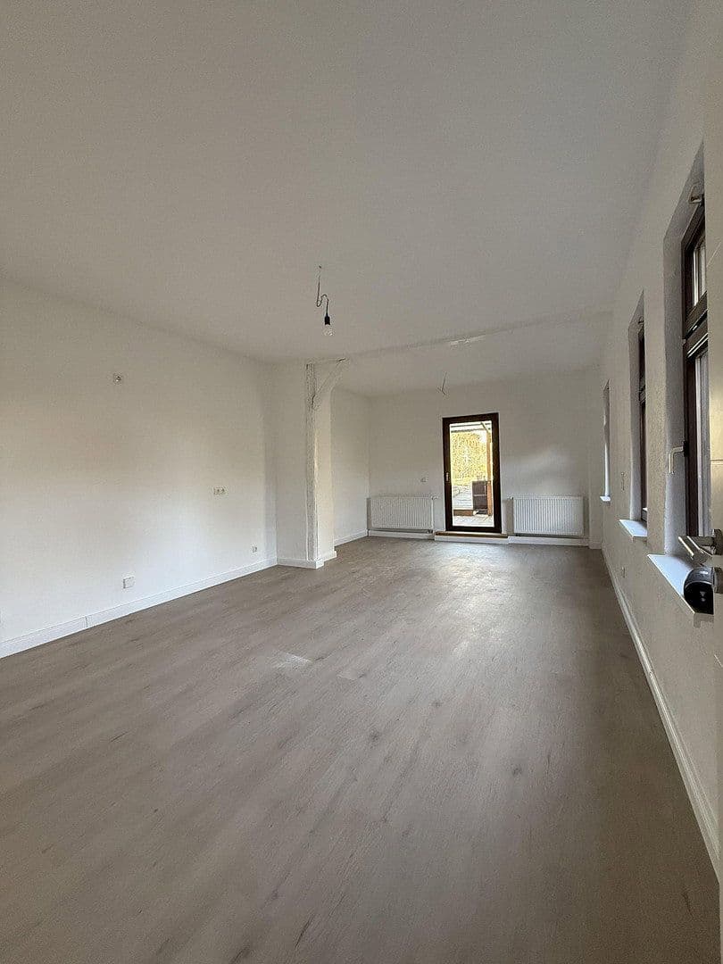 Prenájom bytu 4-izbový 90 m², Heidenberg 89, Apolda, Durínsko Prenájom bytu 4-izbový 90 m², Heidenberg 89, Apolda, Durínsko