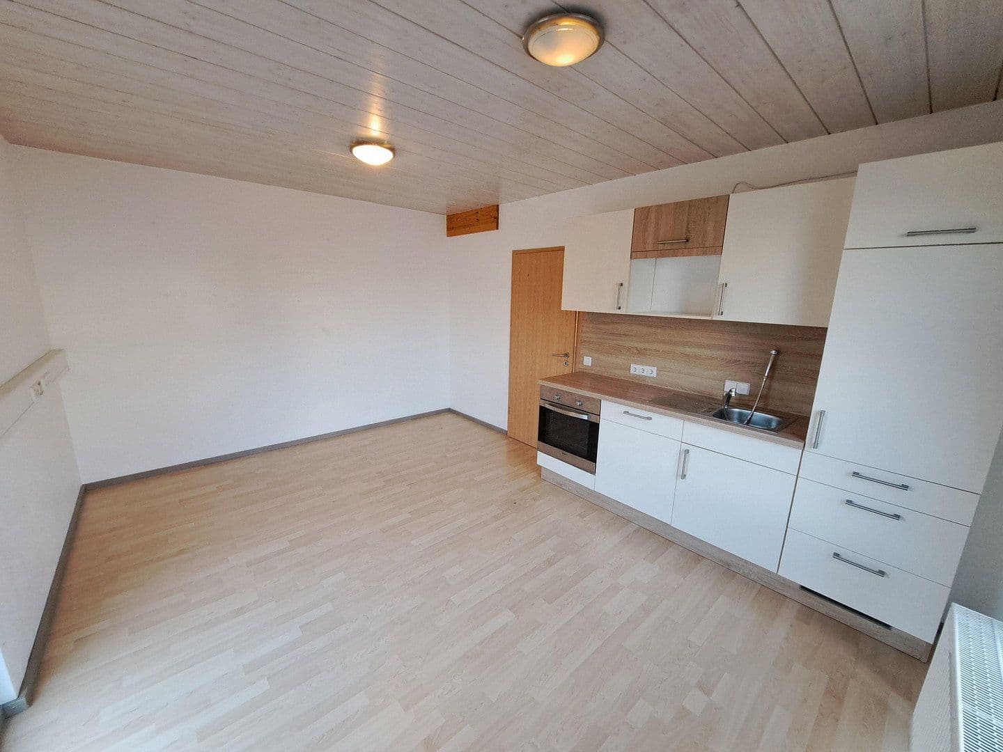 Prenájom kancelárie 120 m², Wagnerstr. 25, Durmersheim, Bádensko-Wurttembersko Prenájom kancelárie 120 m², Wagnerstr. 25, Durmersheim, Bádensko-Wurttembersko