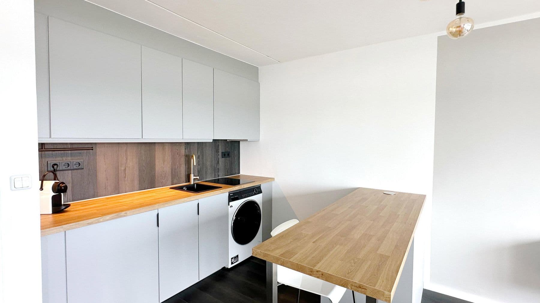 Prenájom bytu 2-izbový 42 m², Hamburg, Hamburg Prenájom bytu 2-izbový 42 m², Hamburg, Hamburg