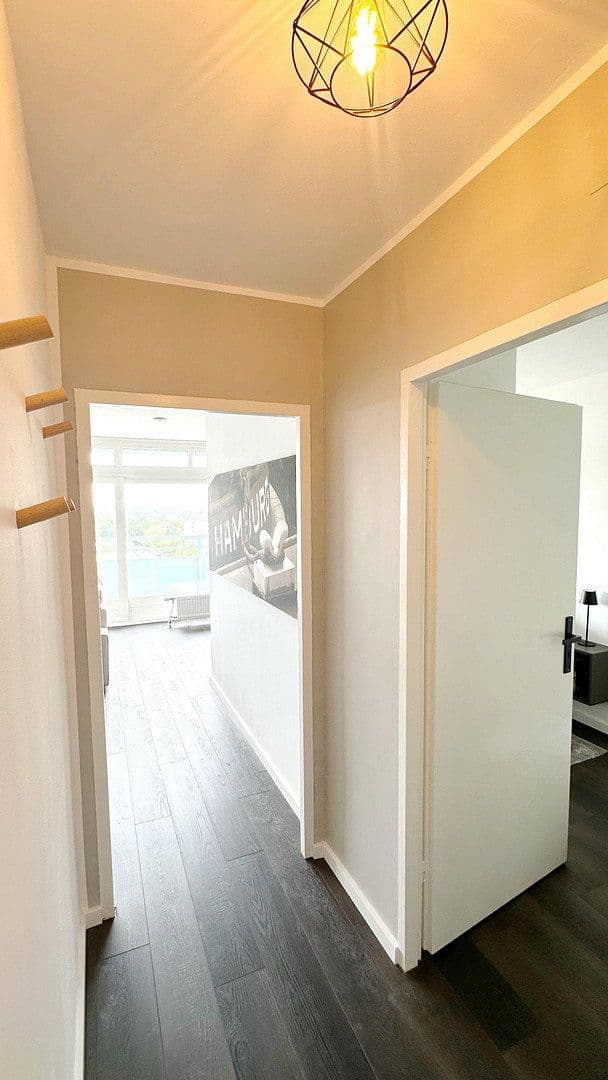 Prenájom bytu 2-izbový 42 m², Hamburg, Hamburg Prenájom bytu 2-izbový 42 m², Hamburg, Hamburg