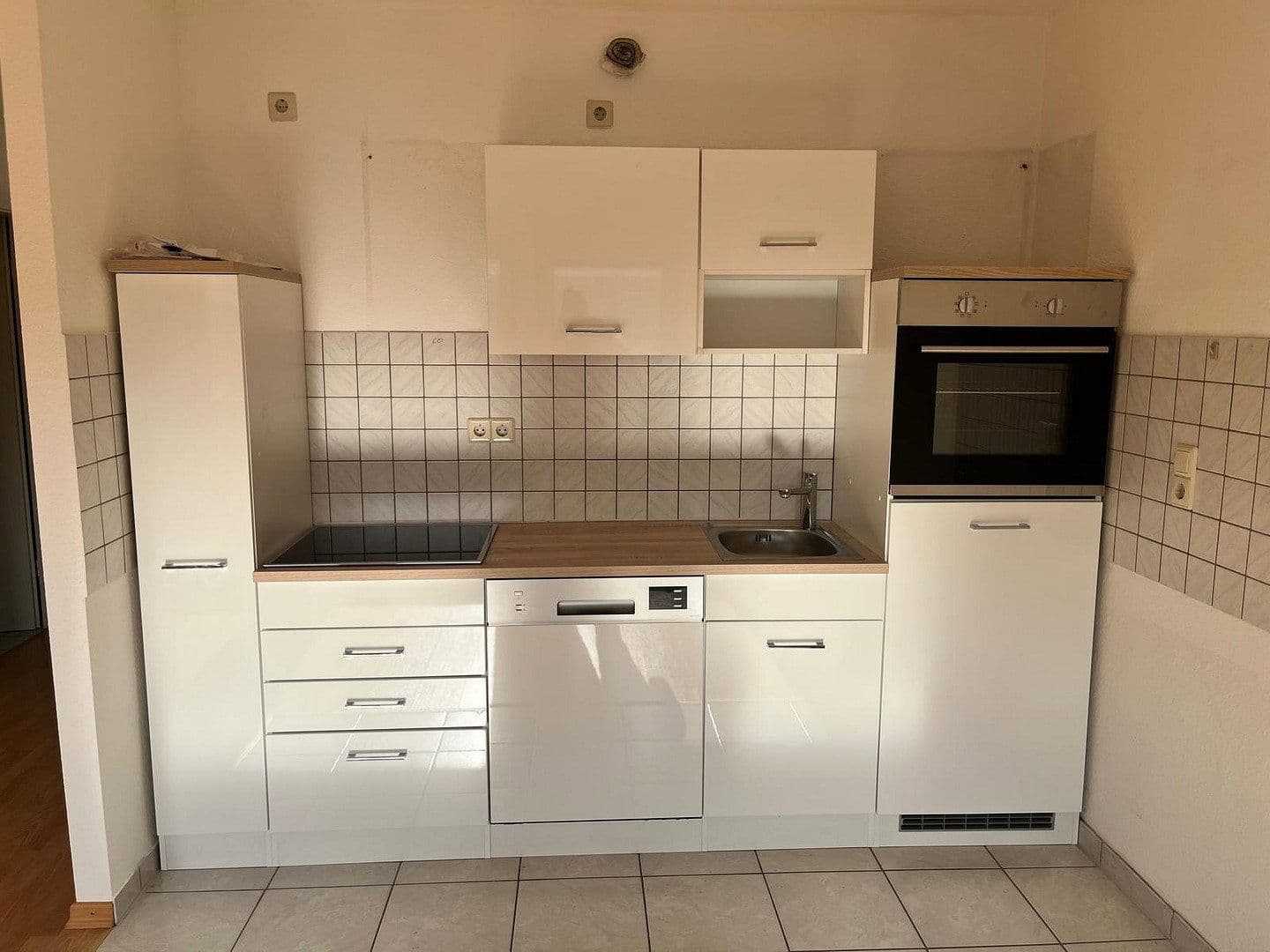 Prenájom bytu 2-izbový 42 m², Hauptstraße 62, Mühlhausen, Bádensko-Wurttembersko Prenájom bytu 2-izbový 42 m², Hauptstraße 62, Mühlhausen, Bádensko-Wurttembersko