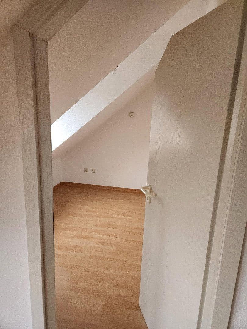 Prenájom bytu 2-izbový 42 m², Hauptstraße 62, Mühlhausen, Bádensko-Wurttembersko Prenájom bytu 2-izbový 42 m², Hauptstraße 62, Mühlhausen, Bádensko-Wurttembersko