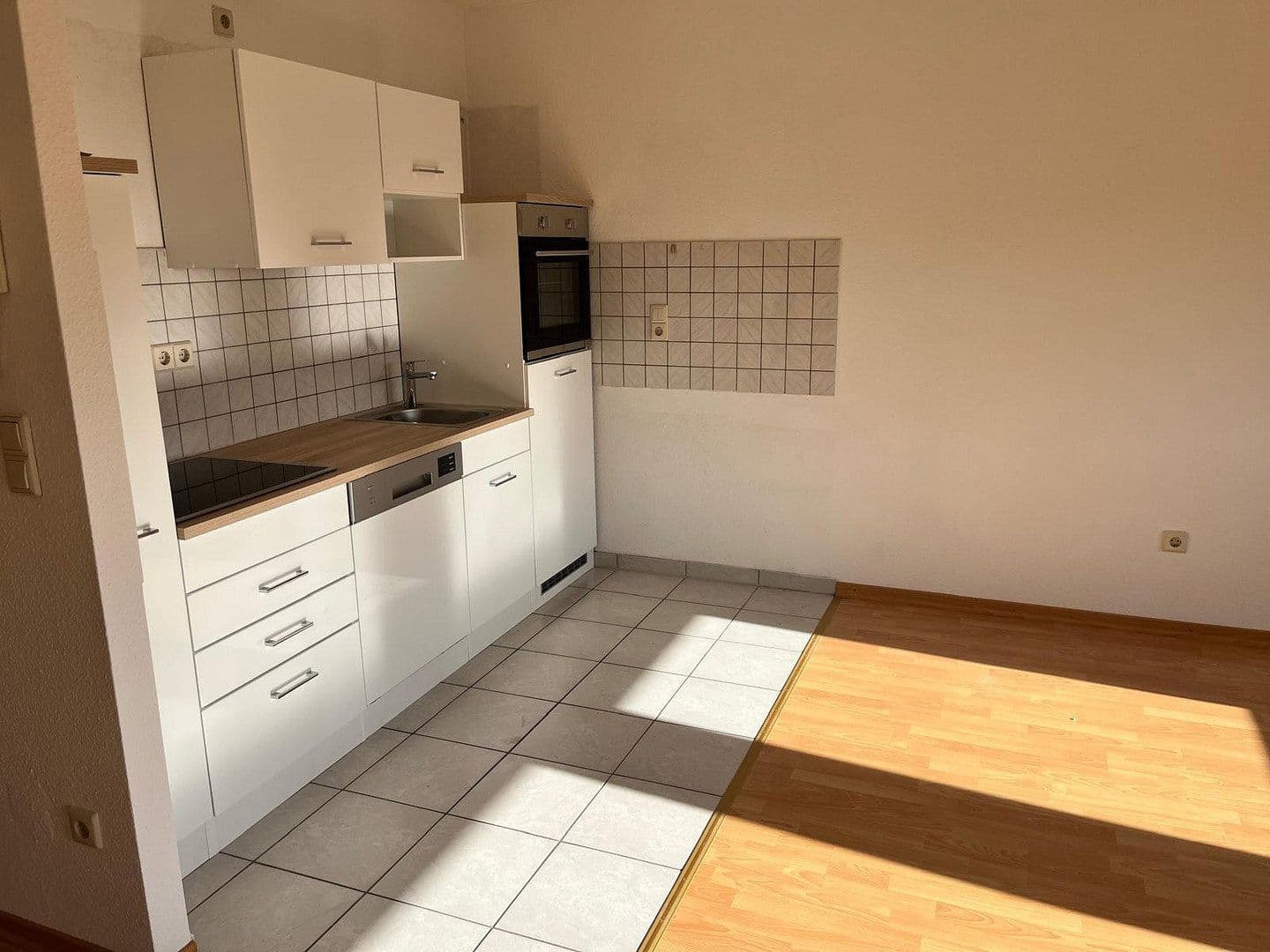 Prenájom bytu 2-izbový 42 m², Hauptstraße 62, Mühlhausen, Bádensko-Wurttembersko Prenájom bytu 2-izbový 42 m², Hauptstraße 62, Mühlhausen, Bádensko-Wurttembersko