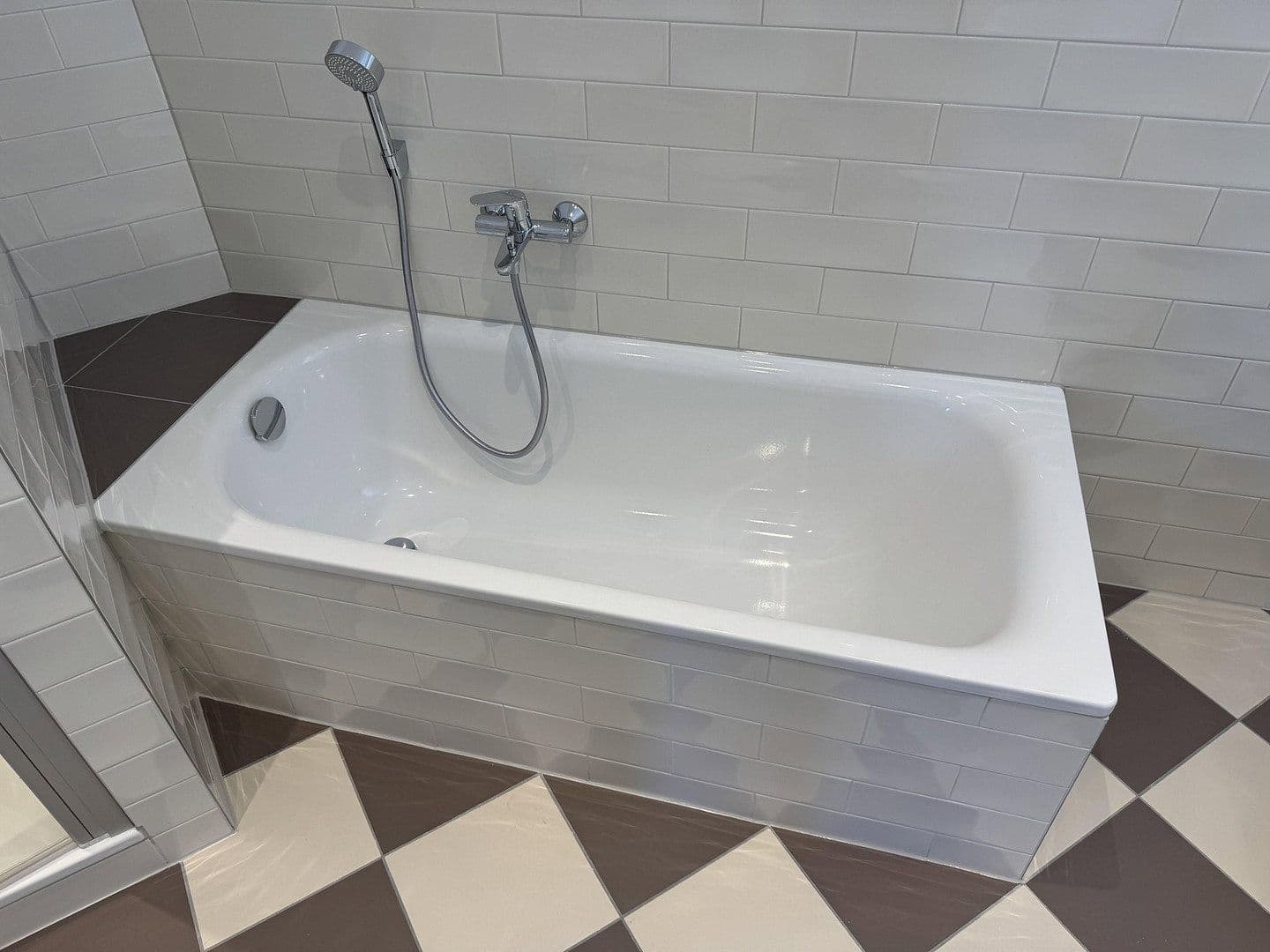 Prenájom bytu 2-izbový 61 m², Stadelmannstraße 47, Bayern - Aschaffenburg, Bavorsko Prenájom bytu 2-izbový 61 m², Stadelmannstraße 47, Bayern - Aschaffenburg, Bavorsko
