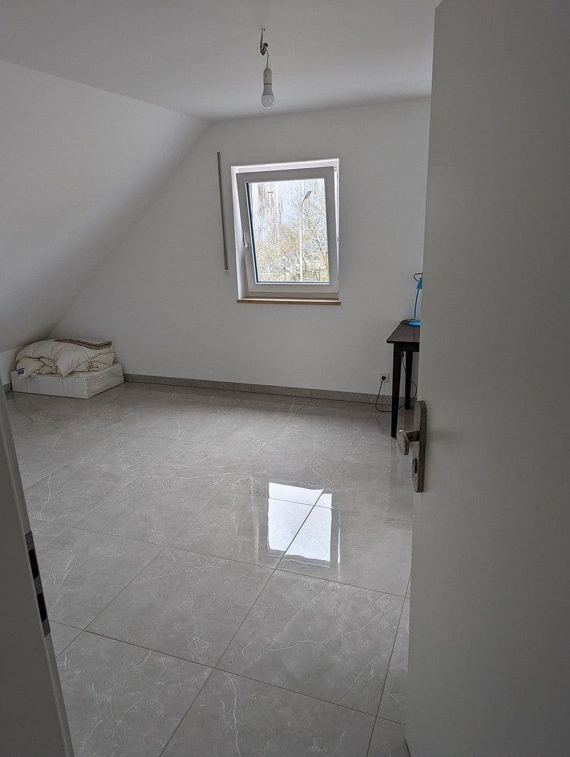 Prenájom domu 142 m², pozemok 285 m², Asamstr. 44, Ingolstadt, Bavorsko Prenájom domu 142 m², pozemok 285 m², Asamstr. 44, Ingolstadt, Bavorsko