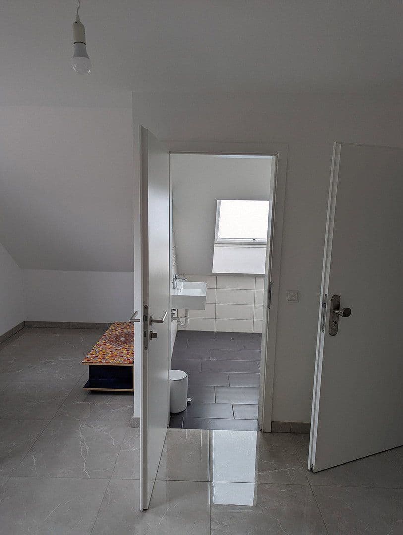 Prenájom domu 142 m², pozemok 285 m², Asamstr. 44, Ingolstadt, Bavorsko Prenájom domu 142 m², pozemok 285 m², Asamstr. 44, Ingolstadt, Bavorsko