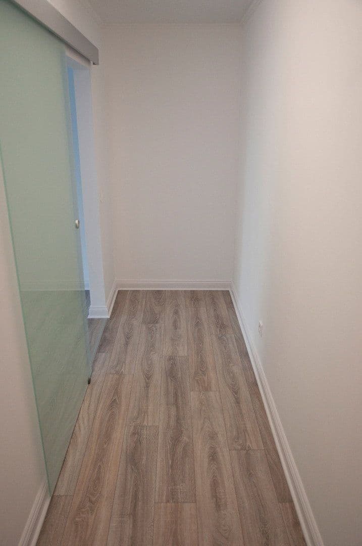 Prenájom bytu 3-izbový 87 m², Rösrath, Severné Porýnie - Westfálsko Prenájom bytu 3-izbový 87 m², Rösrath, Severné Porýnie - Westfálsko