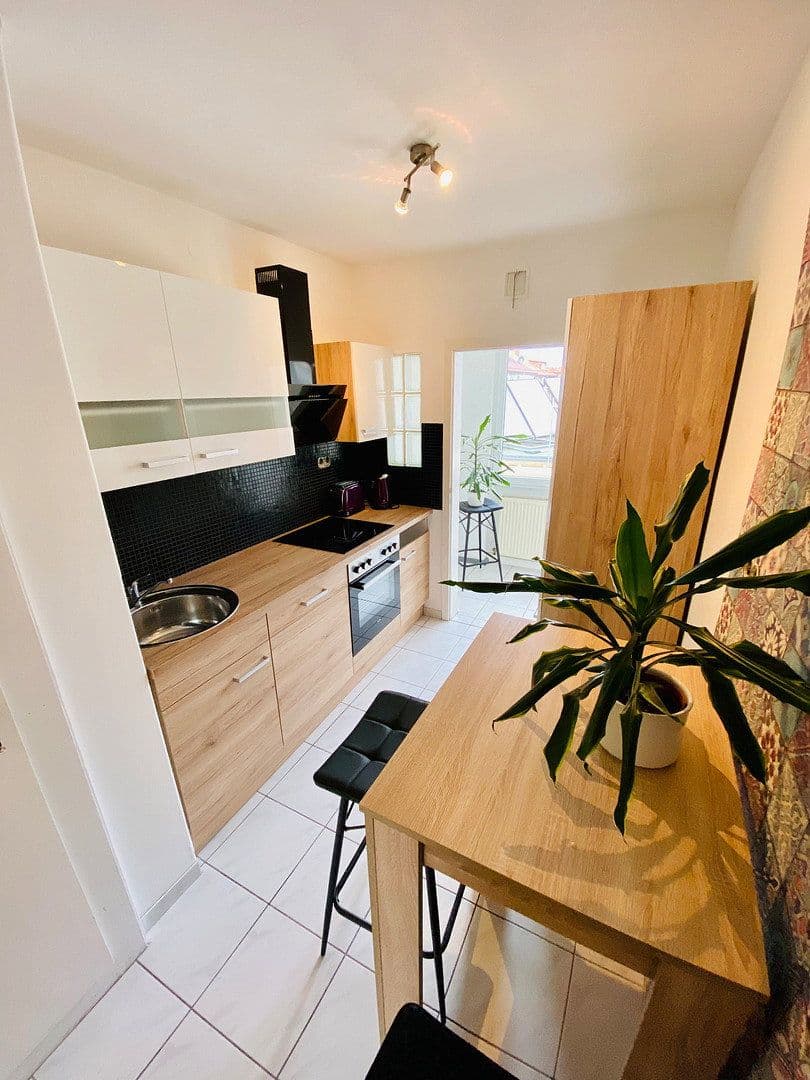 Prenájom bytu 65 m², Metzstraße, Stuttgart, Bádensko-Wurttembersko Prenájom bytu 65 m², Metzstraße, Stuttgart, Bádensko-Wurttembersko