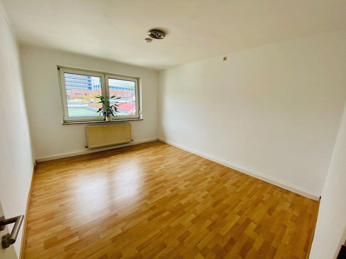 Prenájom bytu 65 m², Metzstraße, Stuttgart, Bádensko-Wurttembersko Prenájom bytu 65 m², Metzstraße, Stuttgart, Bádensko-Wurttembersko