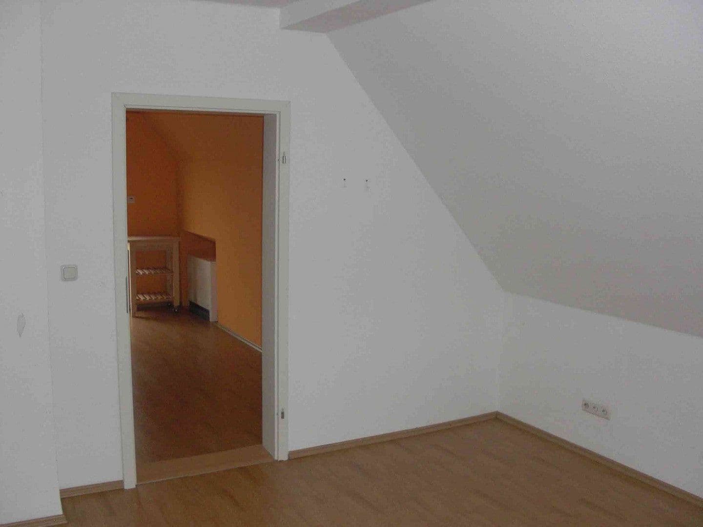 Prenájom bytu 2-izbový 48 m², Hürth, Severné Porýnie - Westfálsko Prenájom bytu 2-izbový 48 m², Hürth, Severné Porýnie - Westfálsko
