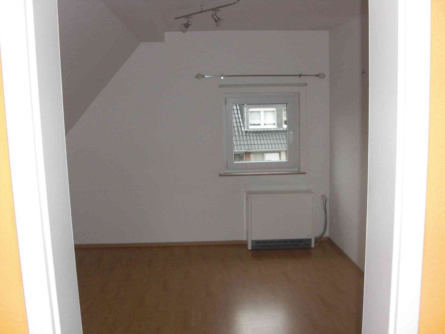 Prenájom bytu 2-izbový 48 m², Hürth, Severné Porýnie - Westfálsko Prenájom bytu 2-izbový 48 m², Hürth, Severné Porýnie - Westfálsko