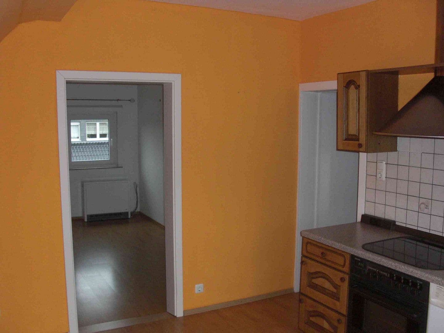 Prenájom bytu 2-izbový 48 m², Hürth, Severné Porýnie - Westfálsko Prenájom bytu 2-izbový 48 m², Hürth, Severné Porýnie - Westfálsko