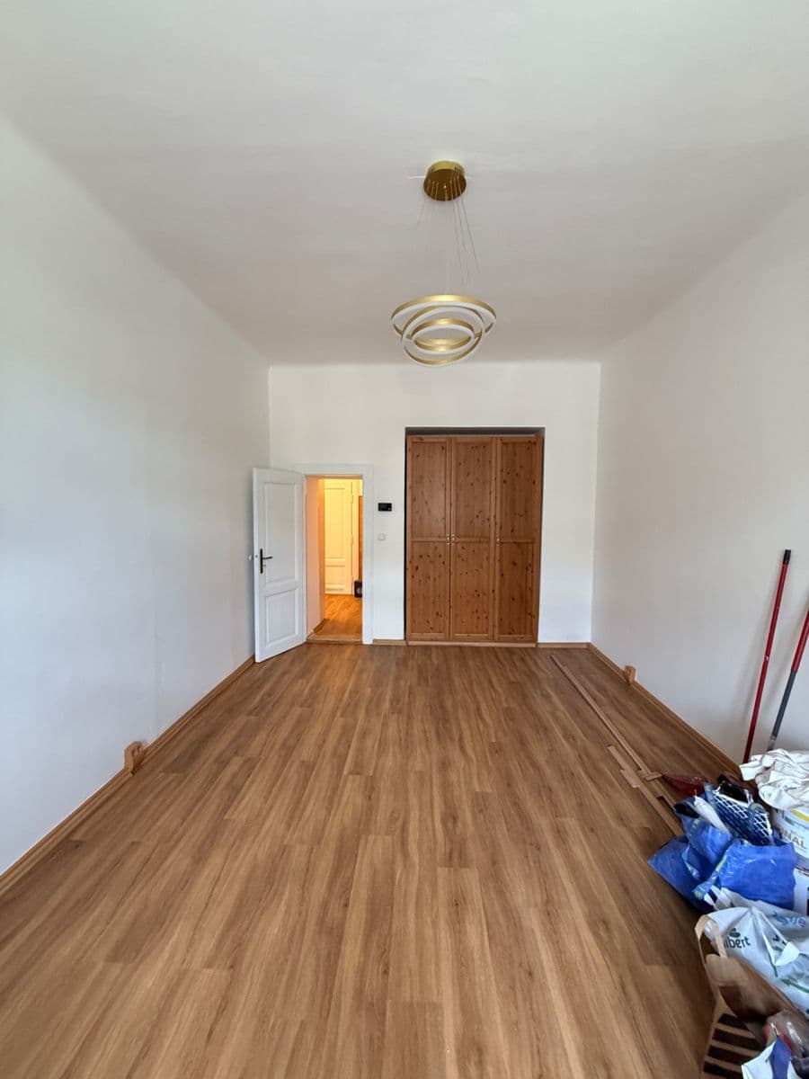 Prenájom bytu 3-izbový 83 m², Wuchterlova, Praha, Praha Prenájom bytu 3-izbový 83 m², Wuchterlova, Praha, Praha