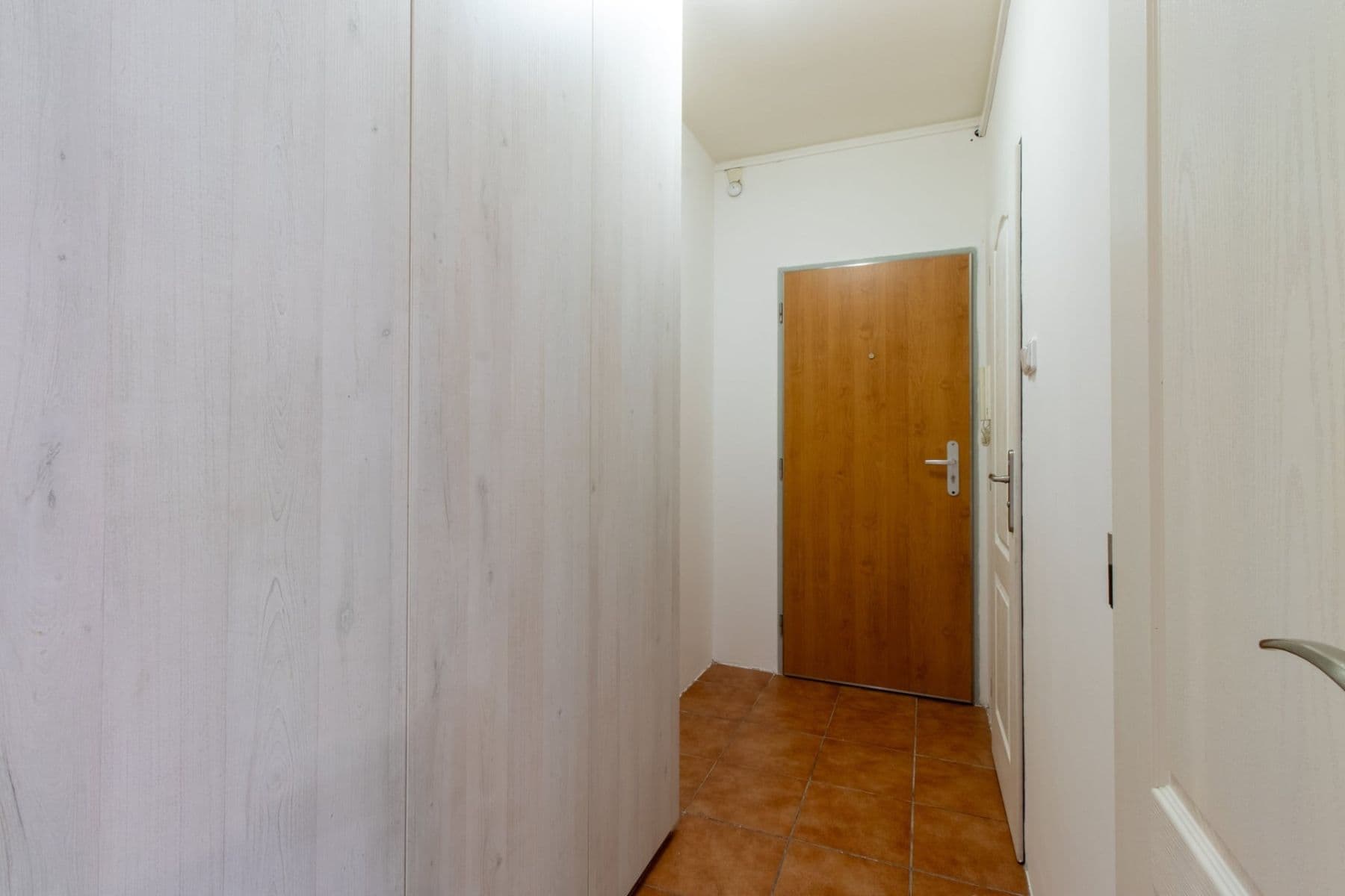 Prenájom bytu 2-izbový 35 m², Hlivická, Praha, Praha Prenájom bytu 2-izbový 35 m², Hlivická, Praha, Praha