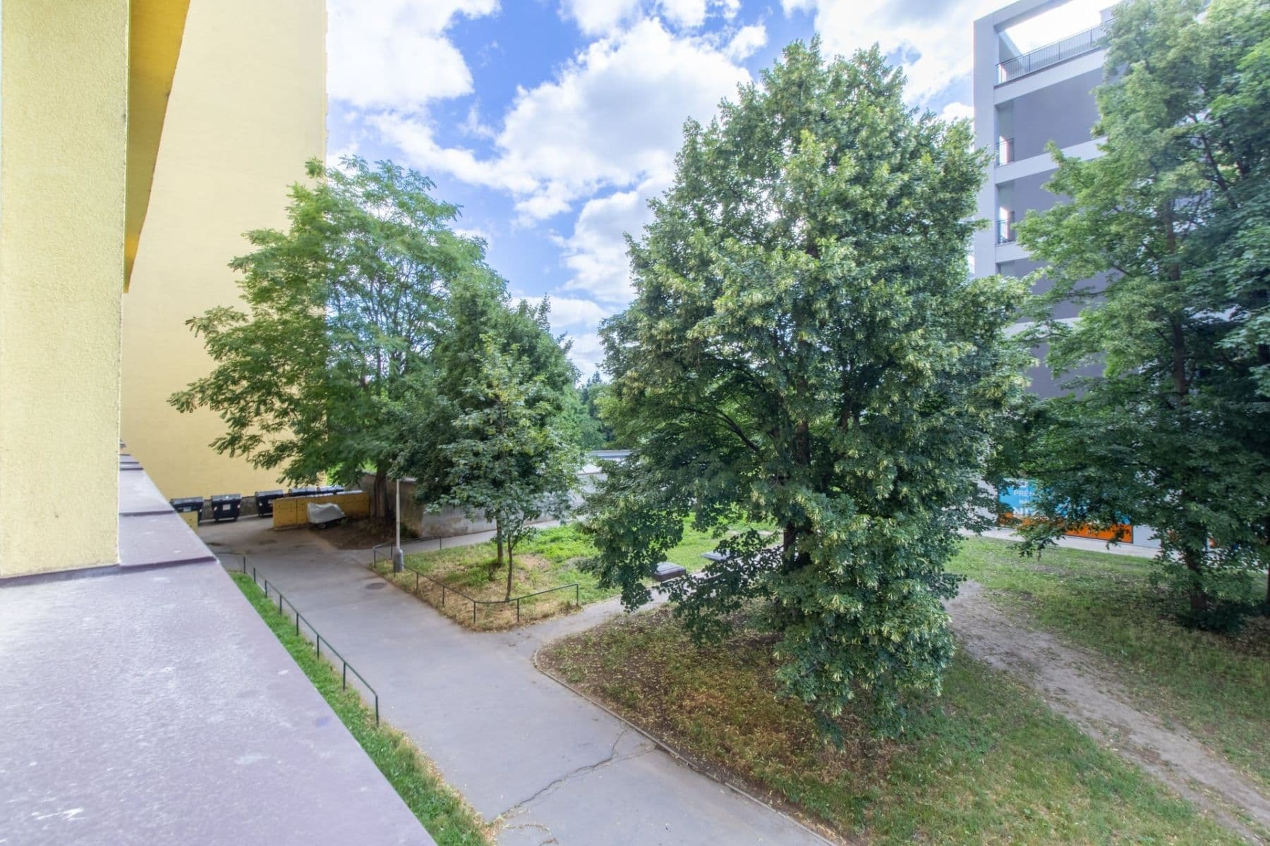 Prenájom bytu 2-izbový 35 m², Hlivická, Praha, Praha Prenájom bytu 2-izbový 35 m², Hlivická, Praha, Praha