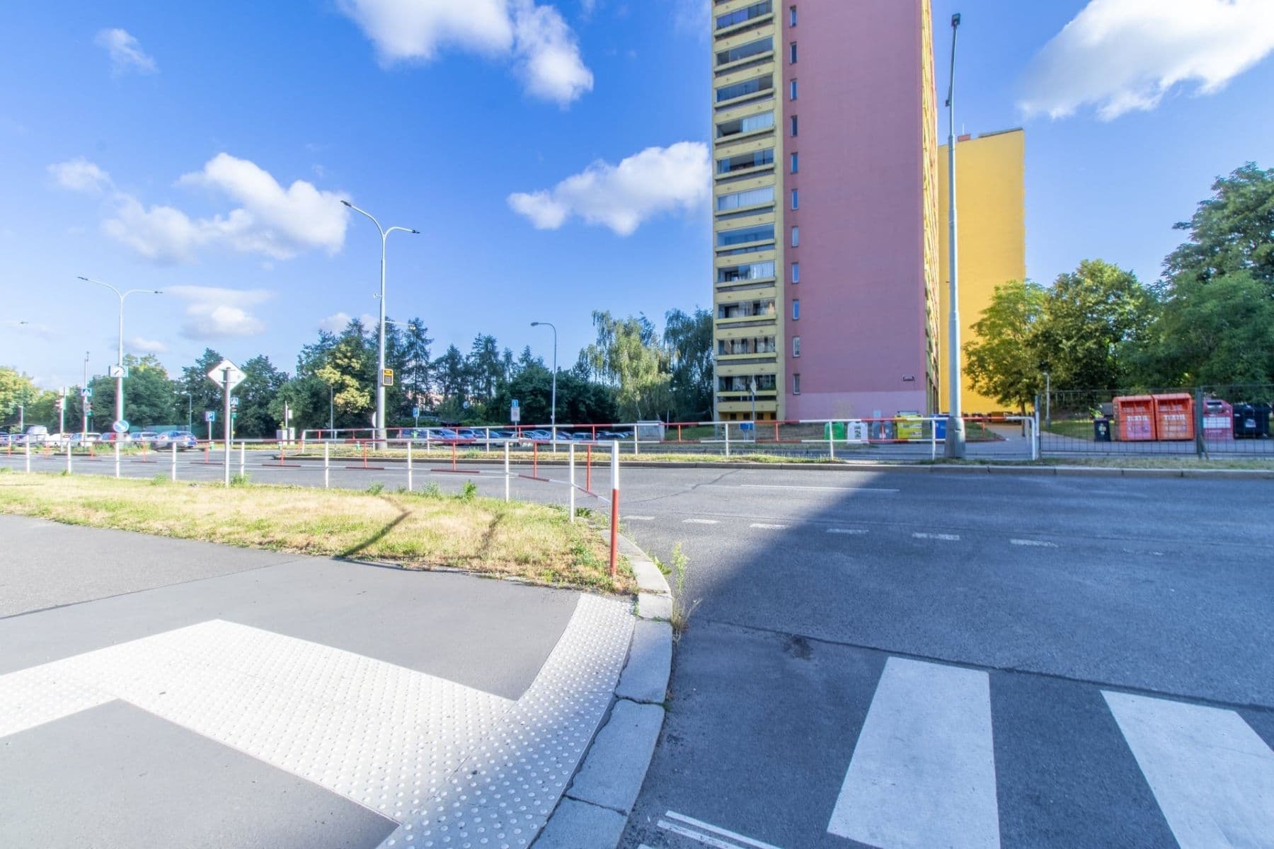 Prenájom bytu 2-izbový 35 m², Hlivická, Praha, Praha Prenájom bytu 2-izbový 35 m², Hlivická, Praha, Praha