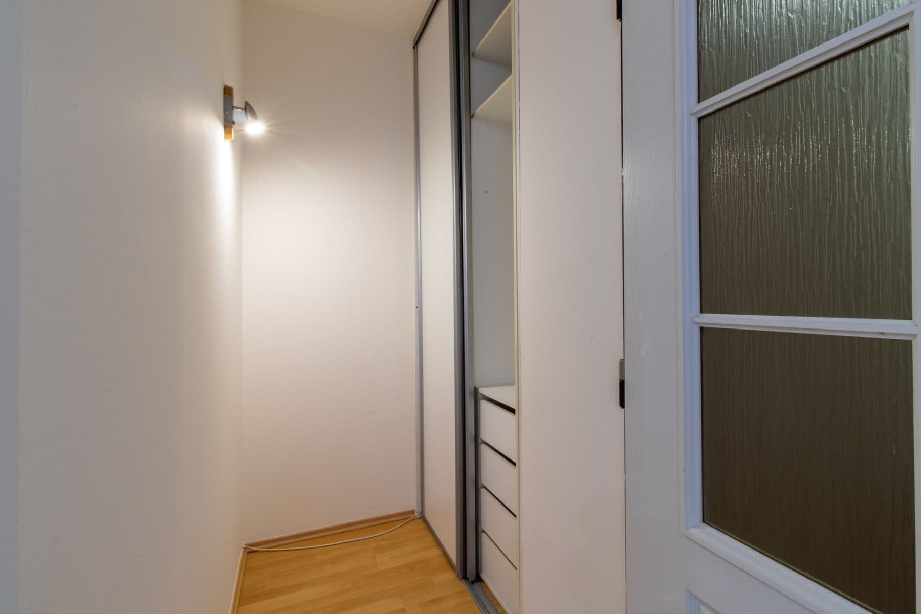 Prenájom bytu 2-izbový 35 m², Hlivická, Praha, Praha Prenájom bytu 2-izbový 35 m², Hlivická, Praha, Praha