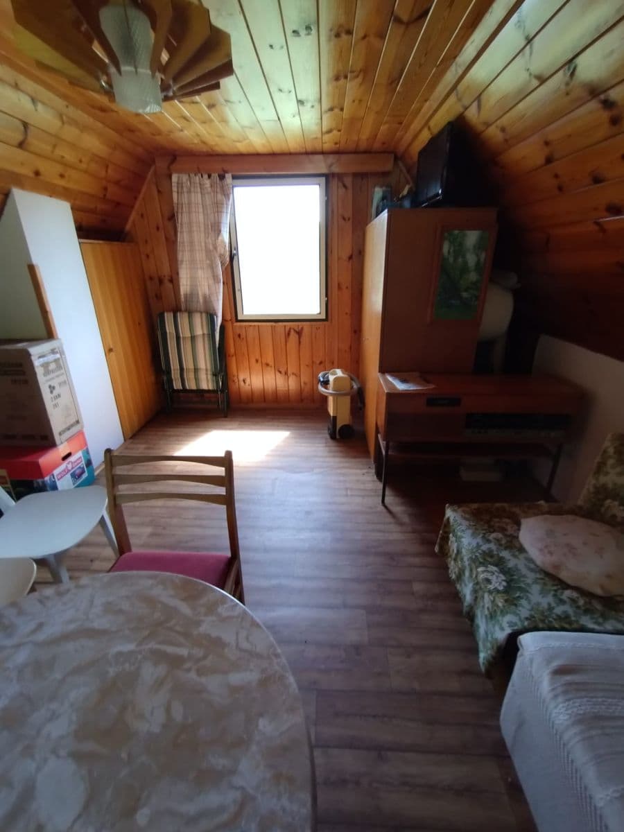 Predaj rekreačného objektu 16 m², pozemok 400 m², Chlum u Třeboně, Jihočeský kraj Predaj rekreačného objektu 16 m², pozemok 400 m², Chlum u Třeboně, Jihočeský kraj