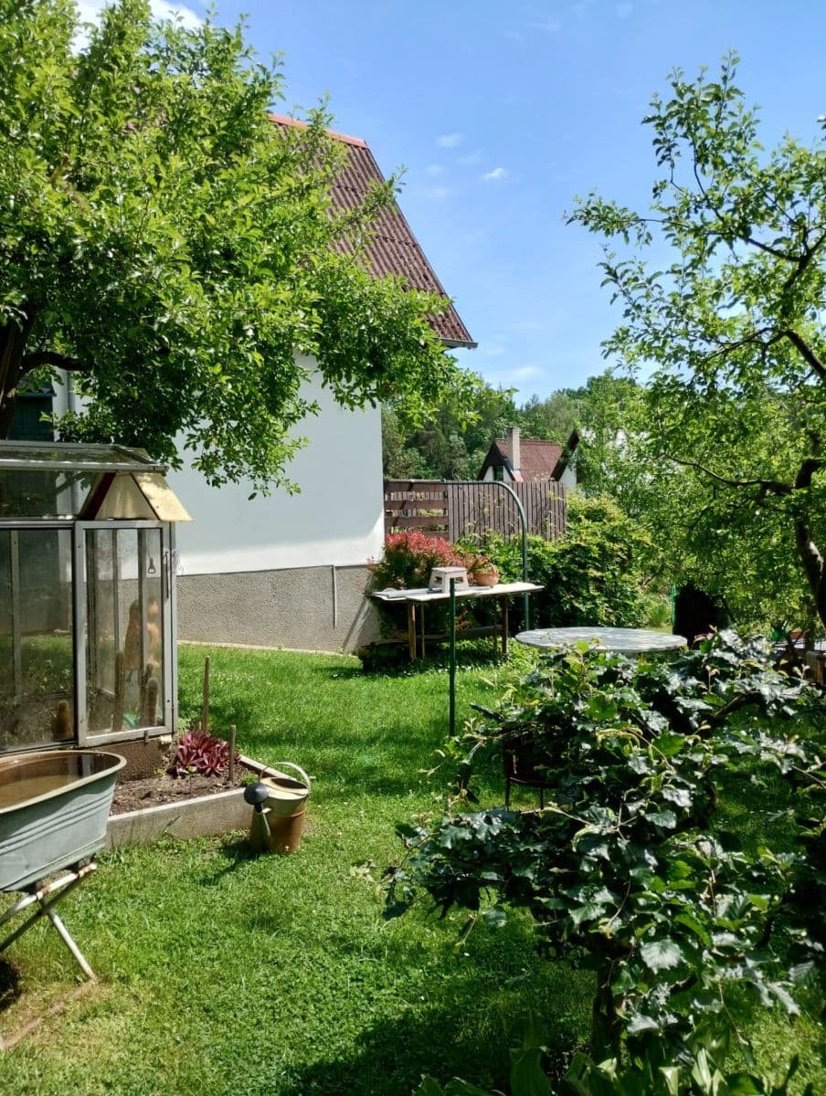 Predaj rekreačného objektu 16 m², pozemok 400 m², Chlum u Třeboně, Jihočeský kraj Predaj rekreačného objektu 16 m², pozemok 400 m², Chlum u Třeboně, Jihočeský kraj