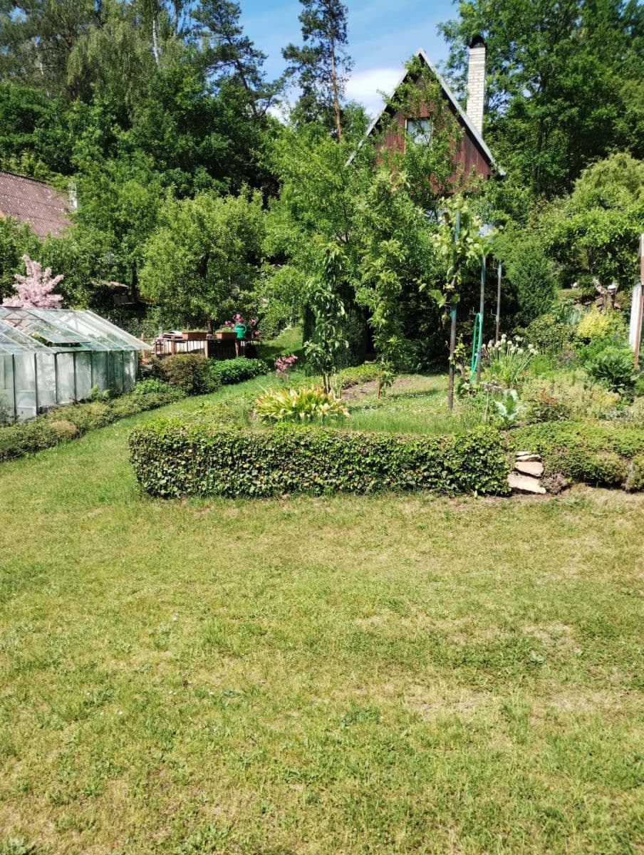 Predaj rekreačného objektu 16 m², pozemok 400 m², Chlum u Třeboně, Jihočeský kraj Predaj rekreačného objektu 16 m², pozemok 400 m², Chlum u Třeboně, Jihočeský kraj