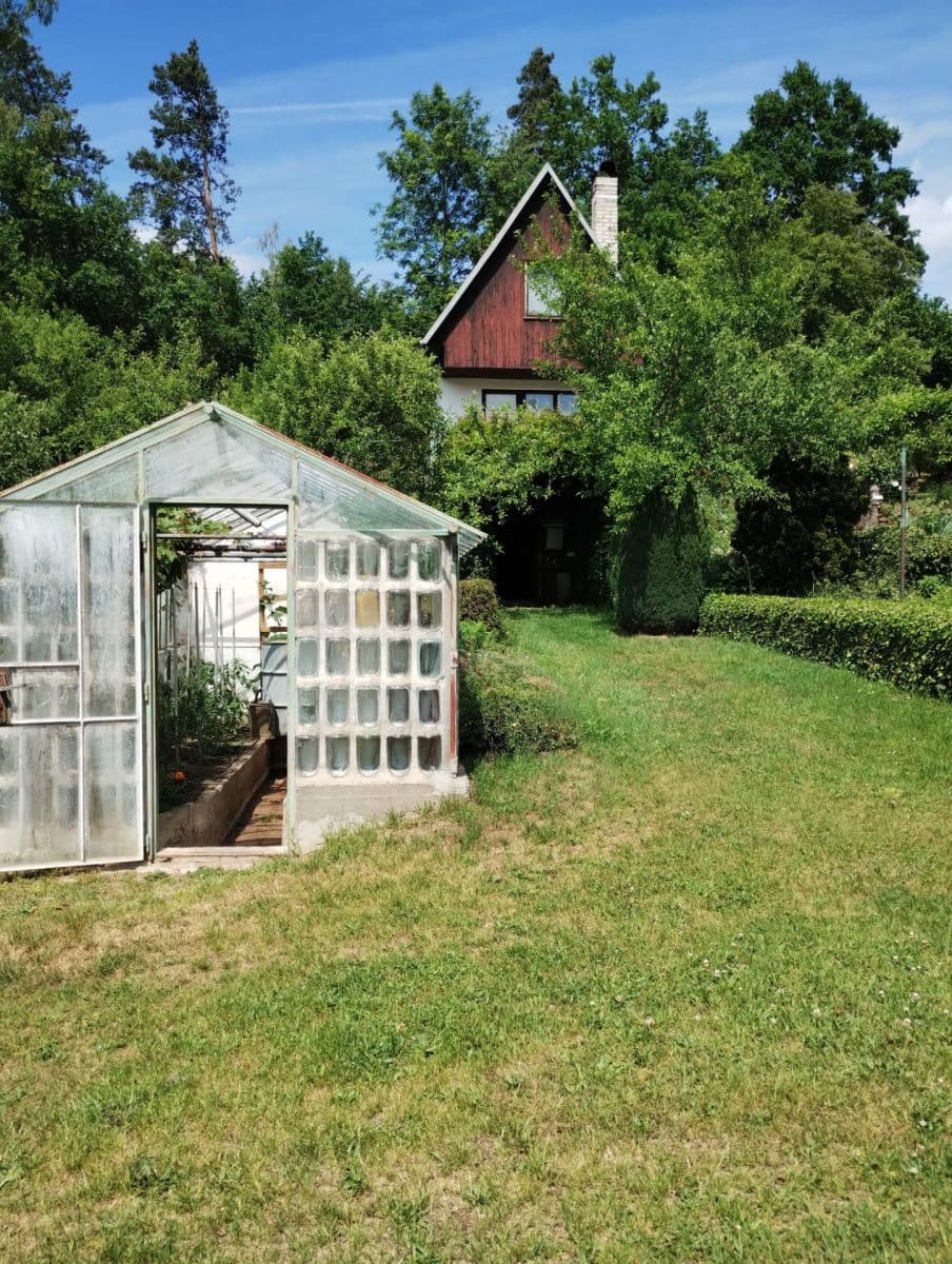 Predaj rekreačného objektu 16 m², pozemok 400 m², Chlum u Třeboně, Jihočeský kraj Predaj rekreačného objektu 16 m², pozemok 400 m², Chlum u Třeboně, Jihočeský kraj