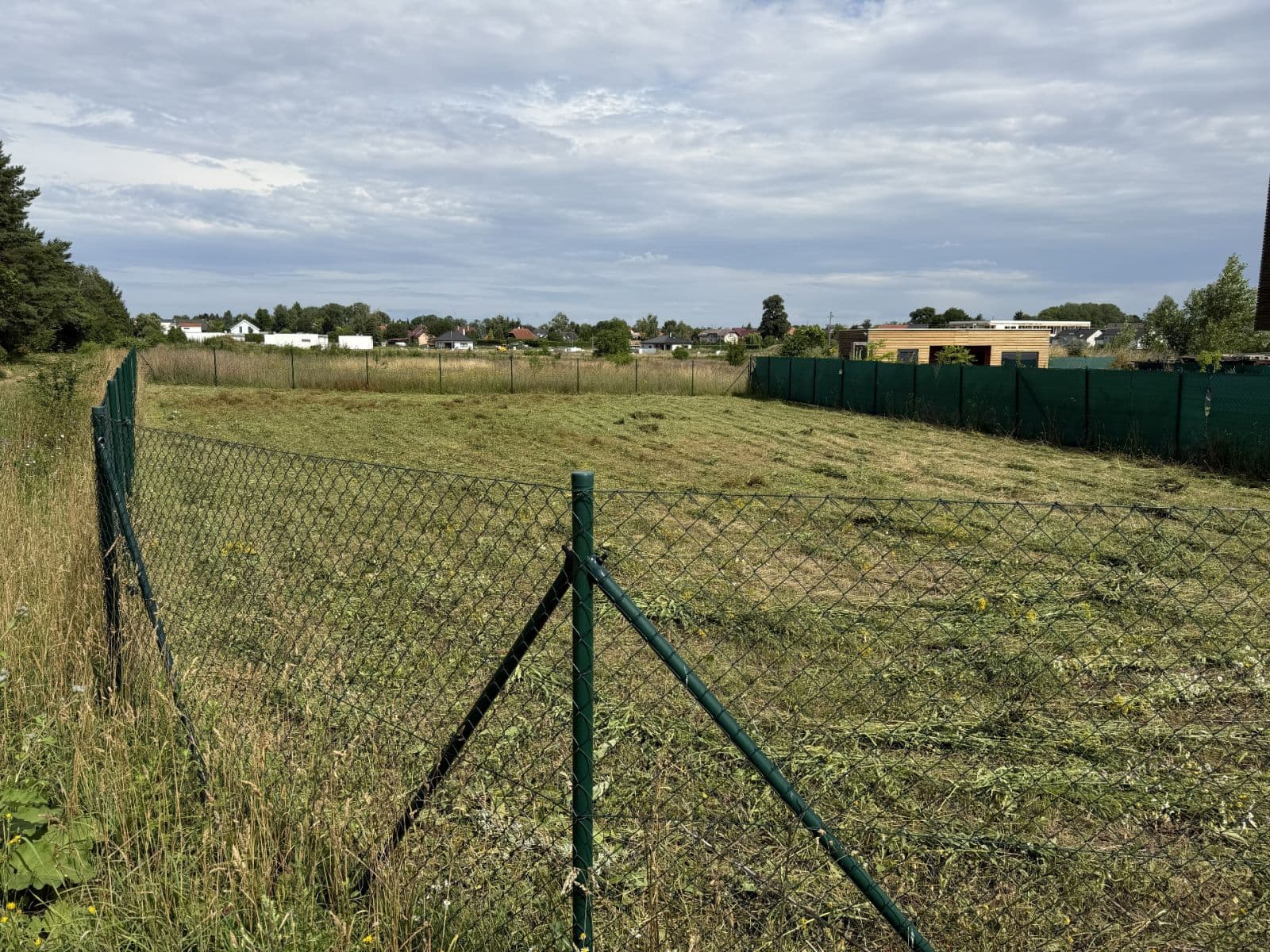 Predaj pozemku 801 m², Ptická, Úhonice, Středočeský kraj Predaj pozemku 801 m², Ptická, Úhonice, Středočeský kraj