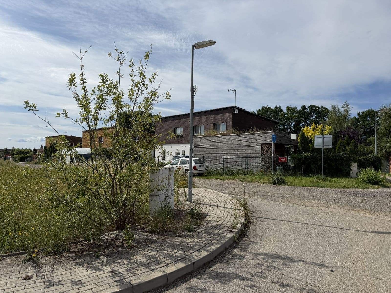 Predaj pozemku 801 m², Ptická, Úhonice, Středočeský kraj Predaj pozemku 801 m², Ptická, Úhonice, Středočeský kraj