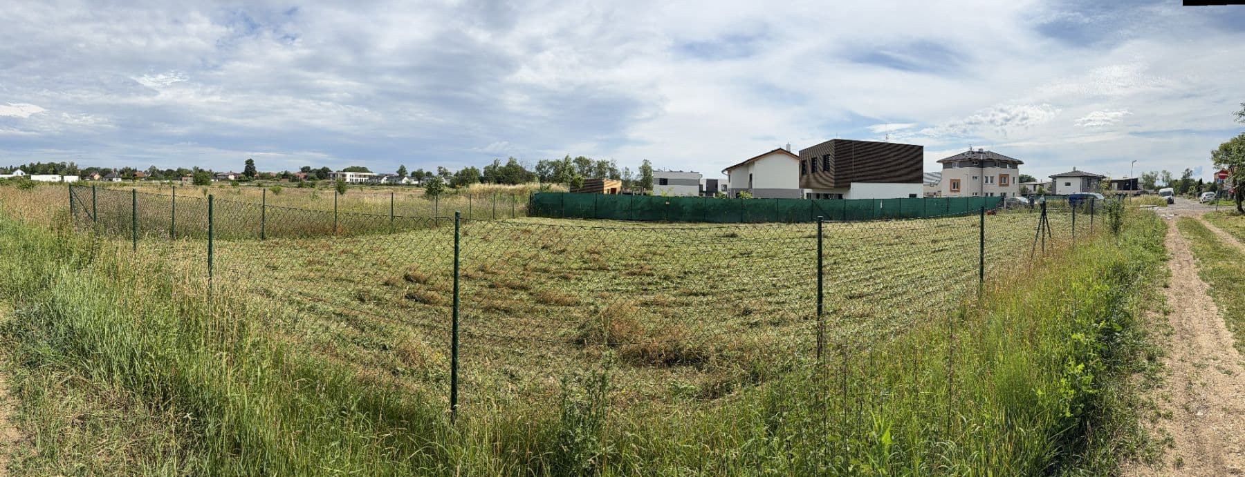 Predaj pozemku 801 m², Ptická, Úhonice, Středočeský kraj Predaj pozemku 801 m², Ptická, Úhonice, Středočeský kraj