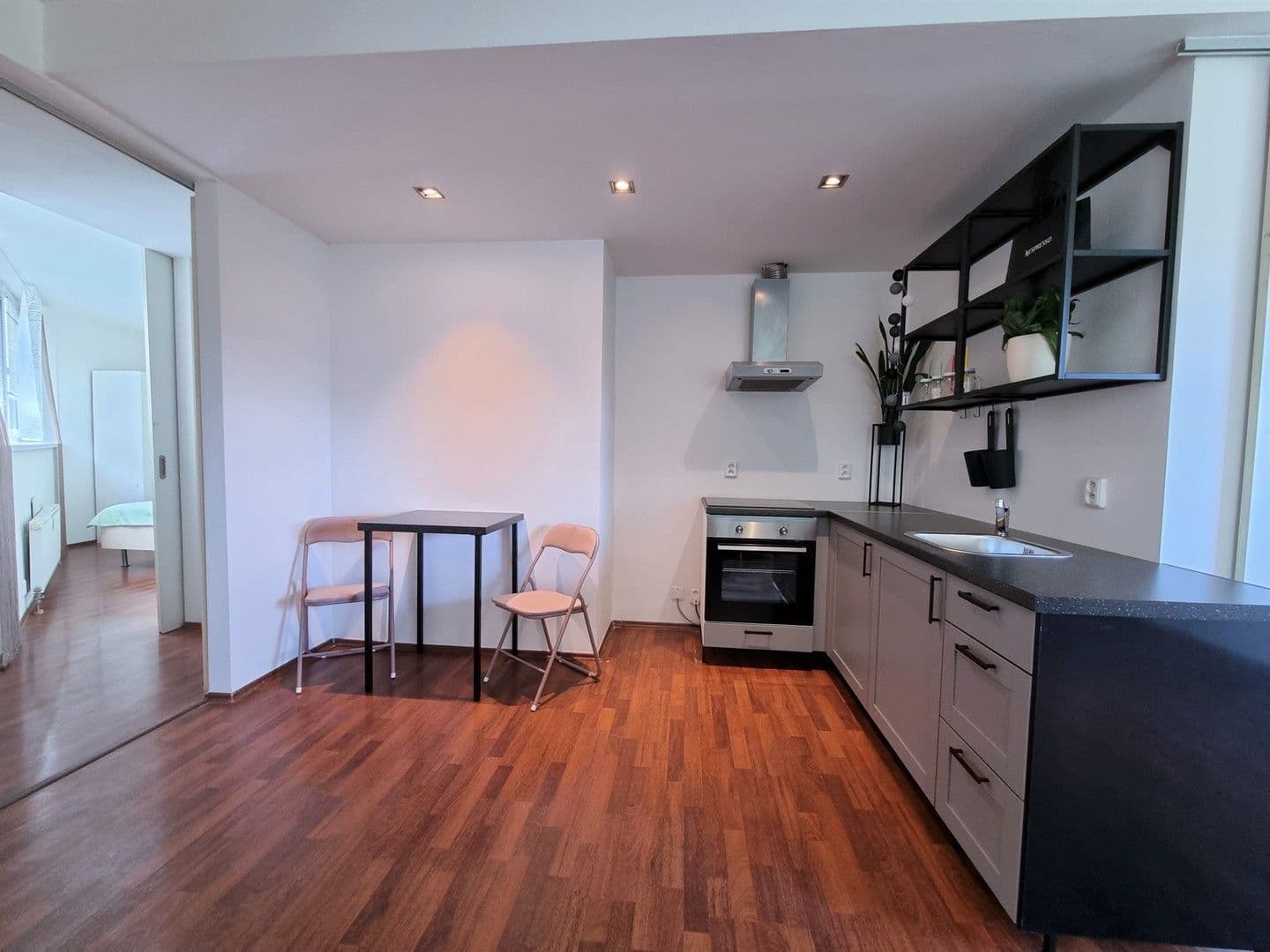 Prenájom bytu 2-izbový 45 m², Skloněná, Praha, Praha Prenájom bytu 2-izbový 45 m², Skloněná, Praha, Praha