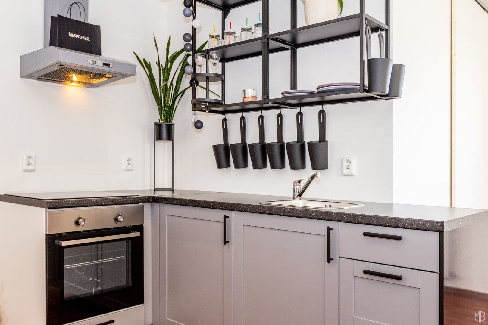 Prenájom bytu 2-izbový 45 m², Skloněná, Praha, Praha Prenájom bytu 2-izbový 45 m², Skloněná, Praha, Praha