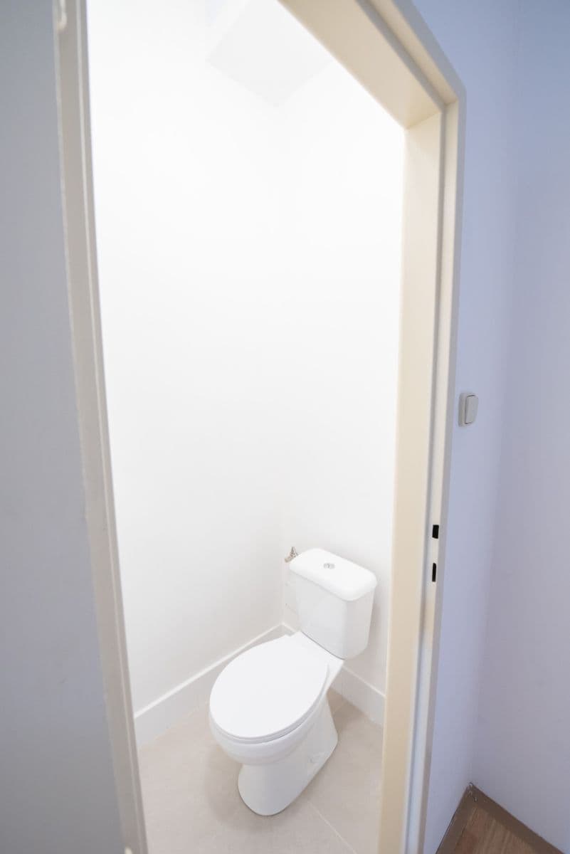Prenájom bytu 2-izbový 77 m², Jugoslávských partyzánů, Praha, Praha Prenájom bytu 2-izbový 77 m², Jugoslávských partyzánů, Praha, Praha