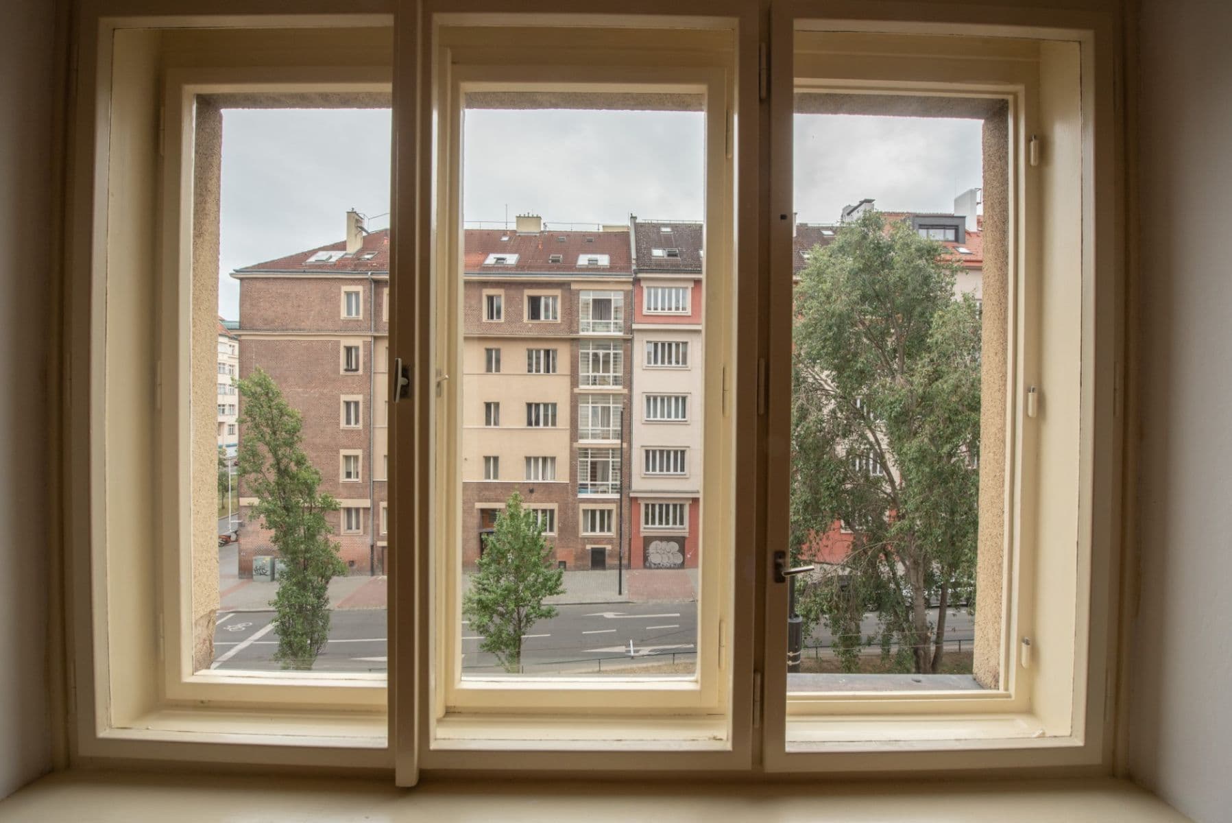 Prenájom bytu 2-izbový 77 m², Jugoslávských partyzánů, Praha, Praha Prenájom bytu 2-izbový 77 m², Jugoslávských partyzánů, Praha, Praha