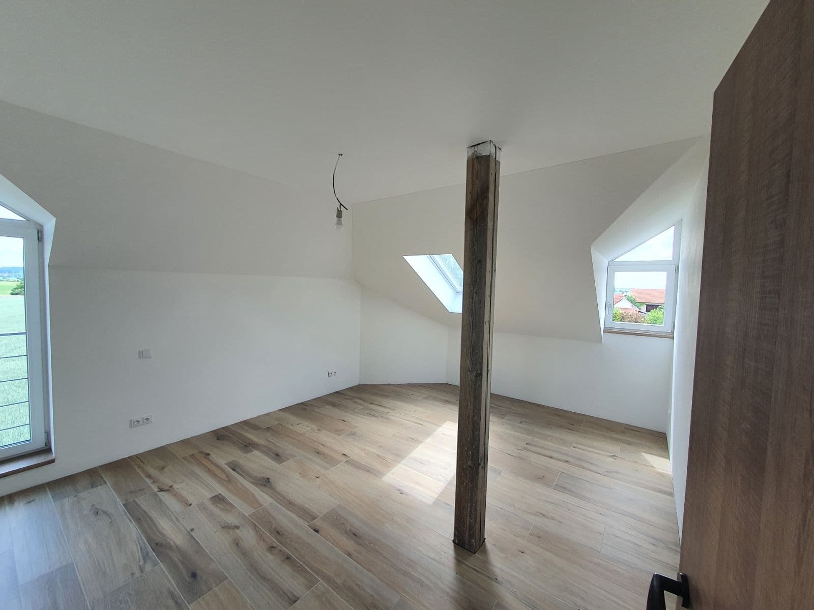 Predaj domu 360 m², pozemok 518 m², Bříství, Středočeský kraj Predaj domu 360 m², pozemok 518 m², Bříství, Středočeský kraj