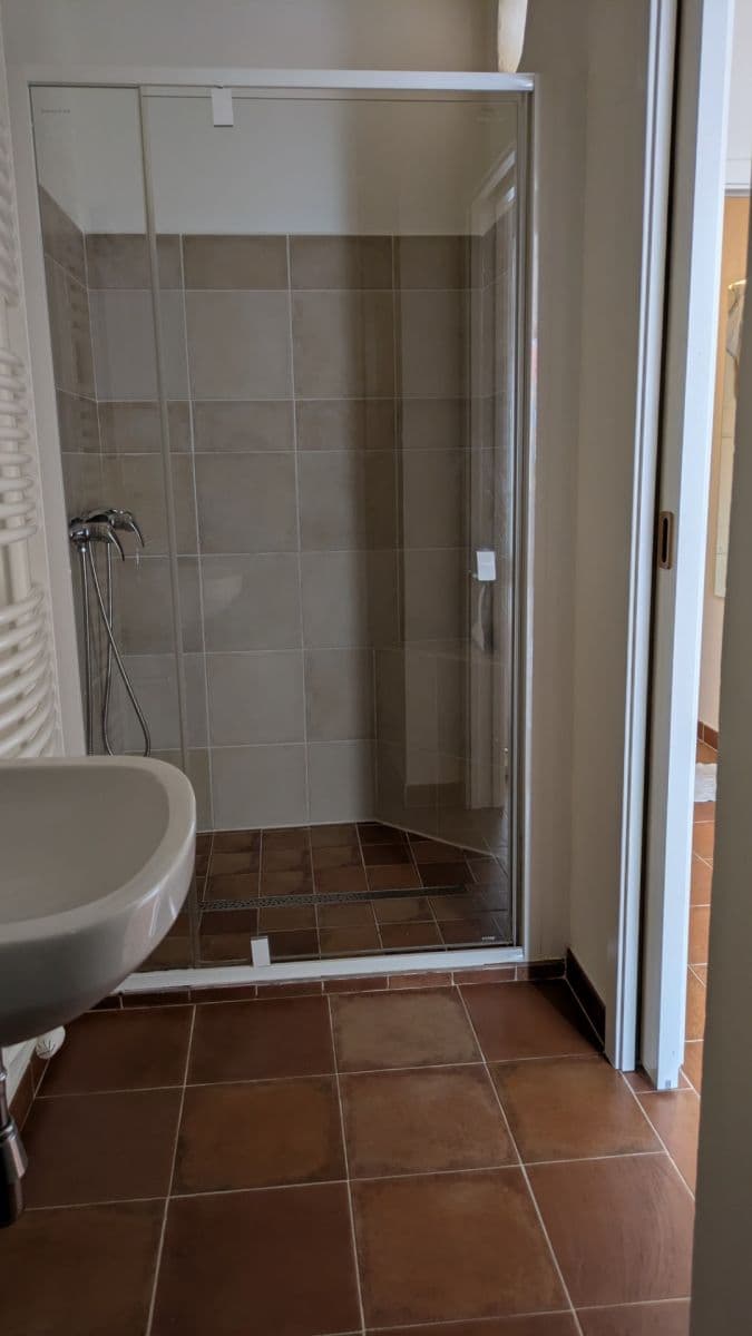 Prenájom bytu 2-izbový 64 m², Biskupcova, Praha, Praha Prenájom bytu 2-izbový 64 m², Biskupcova, Praha, Praha