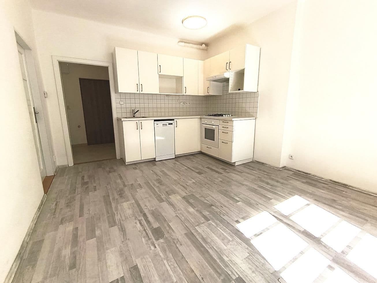 Prenájom bytu 2-izbový 38 m², Žerotínova, Praha, Praha Prenájom bytu 2-izbový 38 m², Žerotínova, Praha, Praha