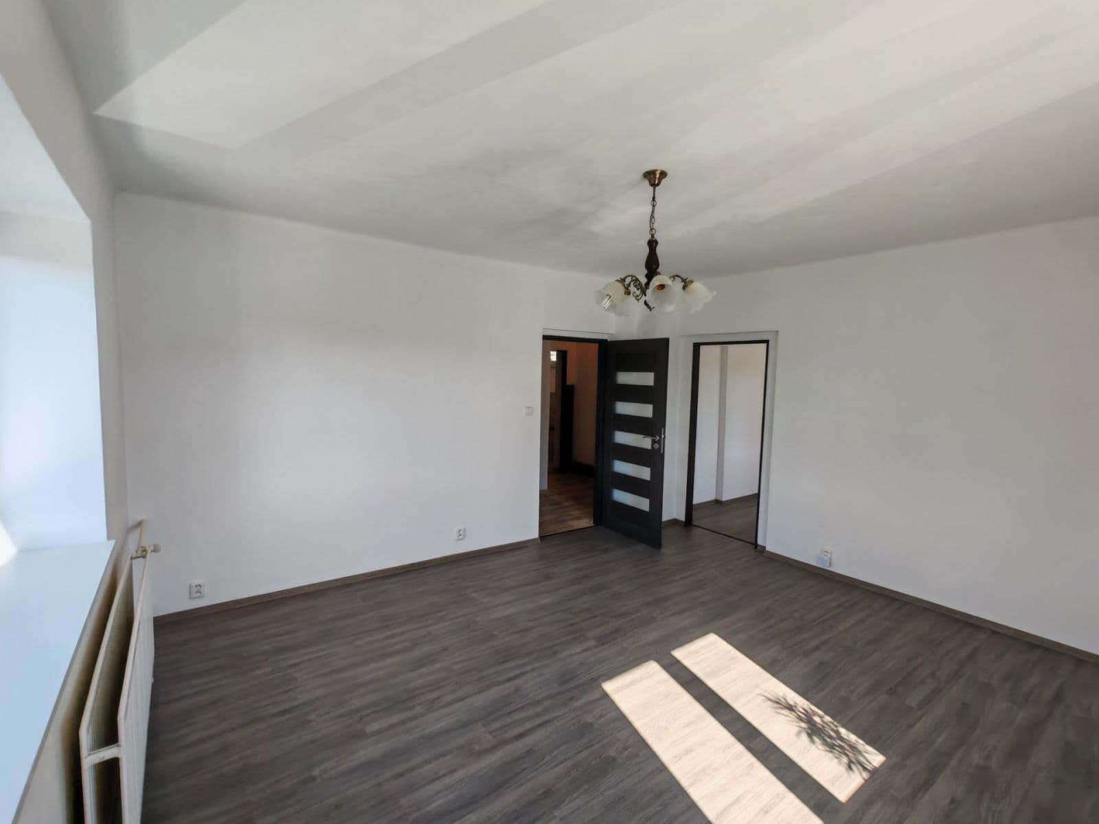 Prenájom bytu 3-izbový 57 m², 5. května, Česká Lípa, Liberecký kraj Prenájom bytu 3-izbový 57 m², 5. května, Česká Lípa, Liberecký kraj