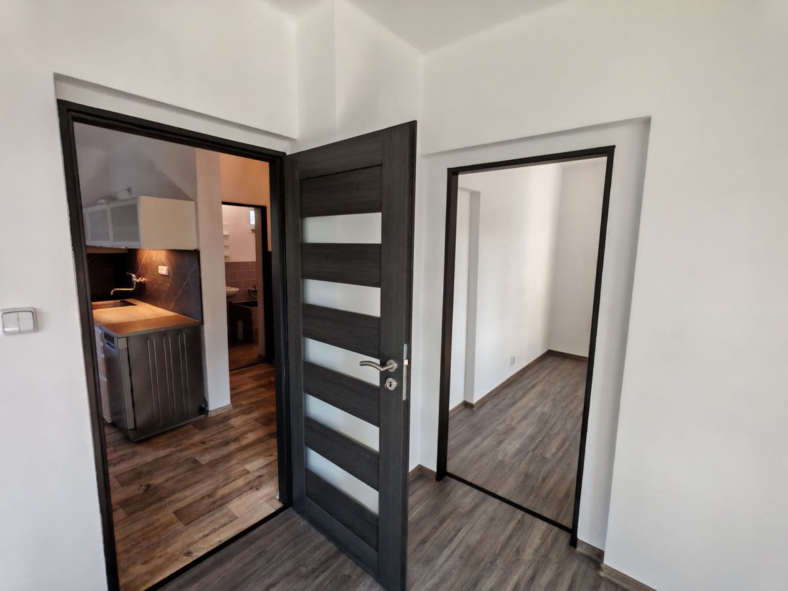 Prenájom bytu 3-izbový 57 m², 5. května, Česká Lípa, Liberecký kraj Prenájom bytu 3-izbový 57 m², 5. května, Česká Lípa, Liberecký kraj
