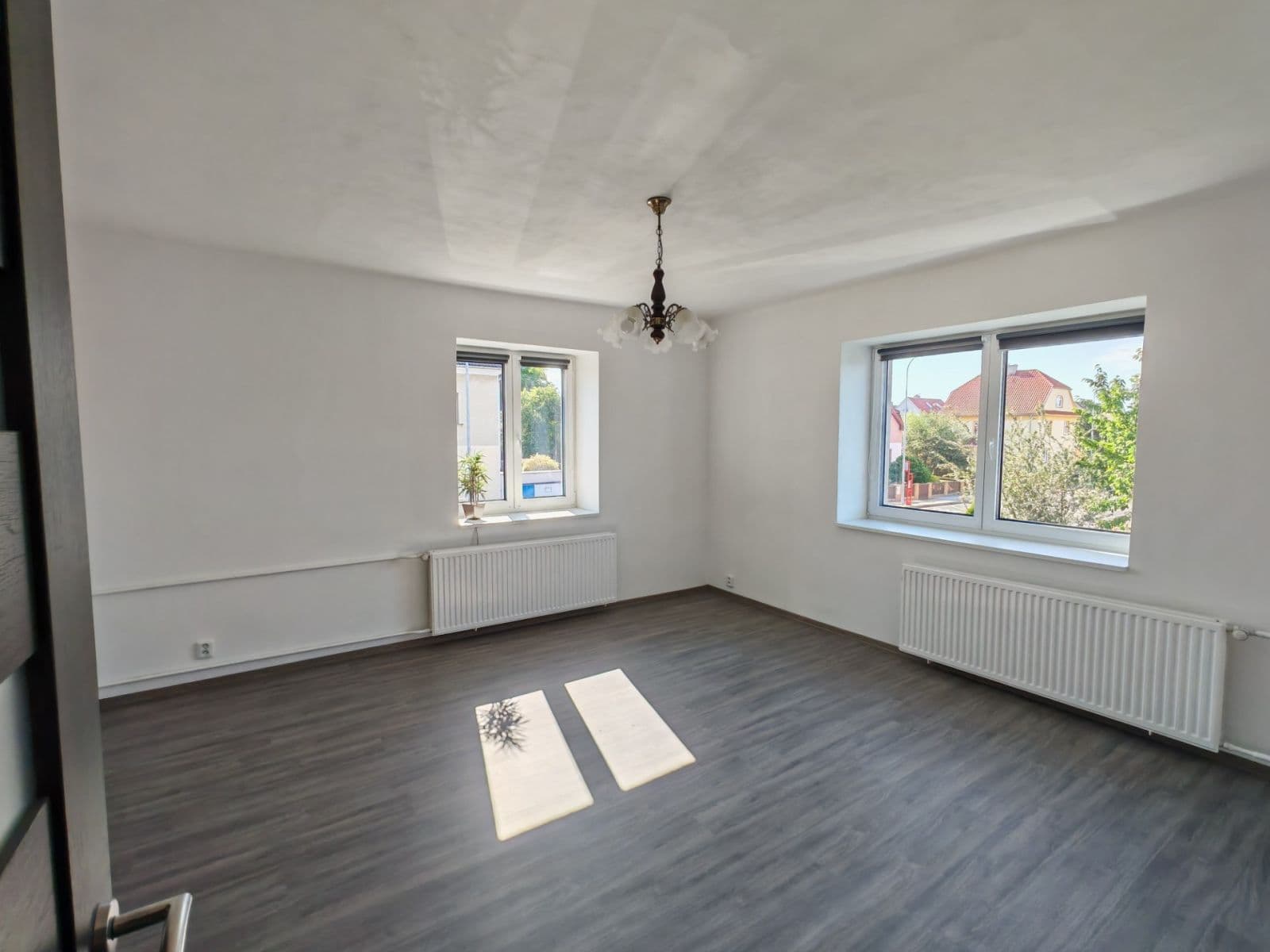 Prenájom bytu 3-izbový 57 m², 5. května, Česká Lípa, Liberecký kraj Prenájom bytu 3-izbový 57 m², 5. května, Česká Lípa, Liberecký kraj