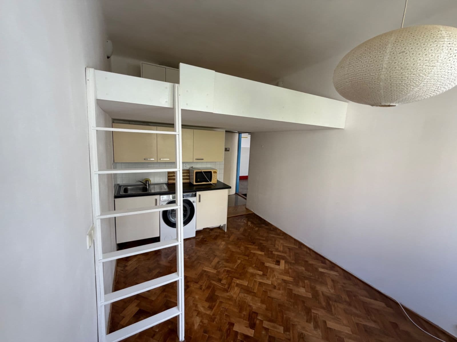 Prenájom bytu 1-izbový 22 m², Kouřimská, Praha, Praha Prenájom bytu 1-izbový 22 m², Kouřimská, Praha, Praha
