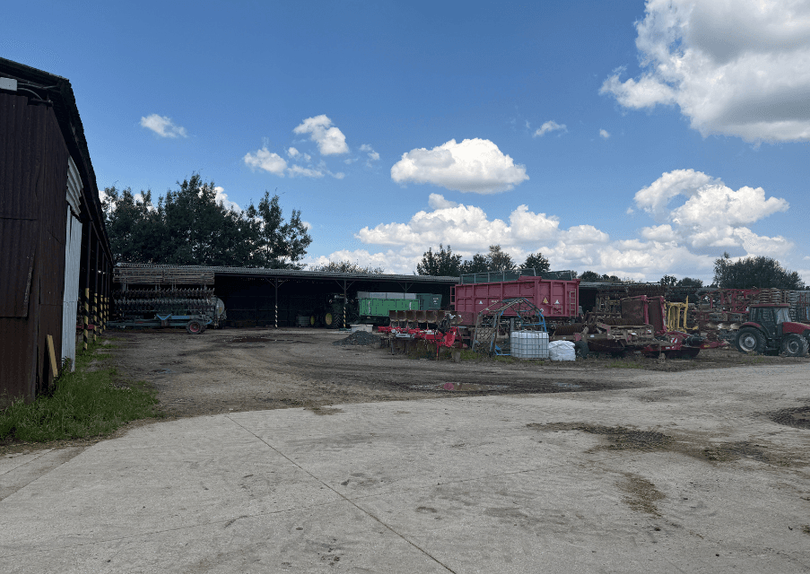 Predaj pozemku 7.027 m², Lišov, Jihočeský kraj Predaj pozemku 7.027 m², Lišov, Jihočeský kraj