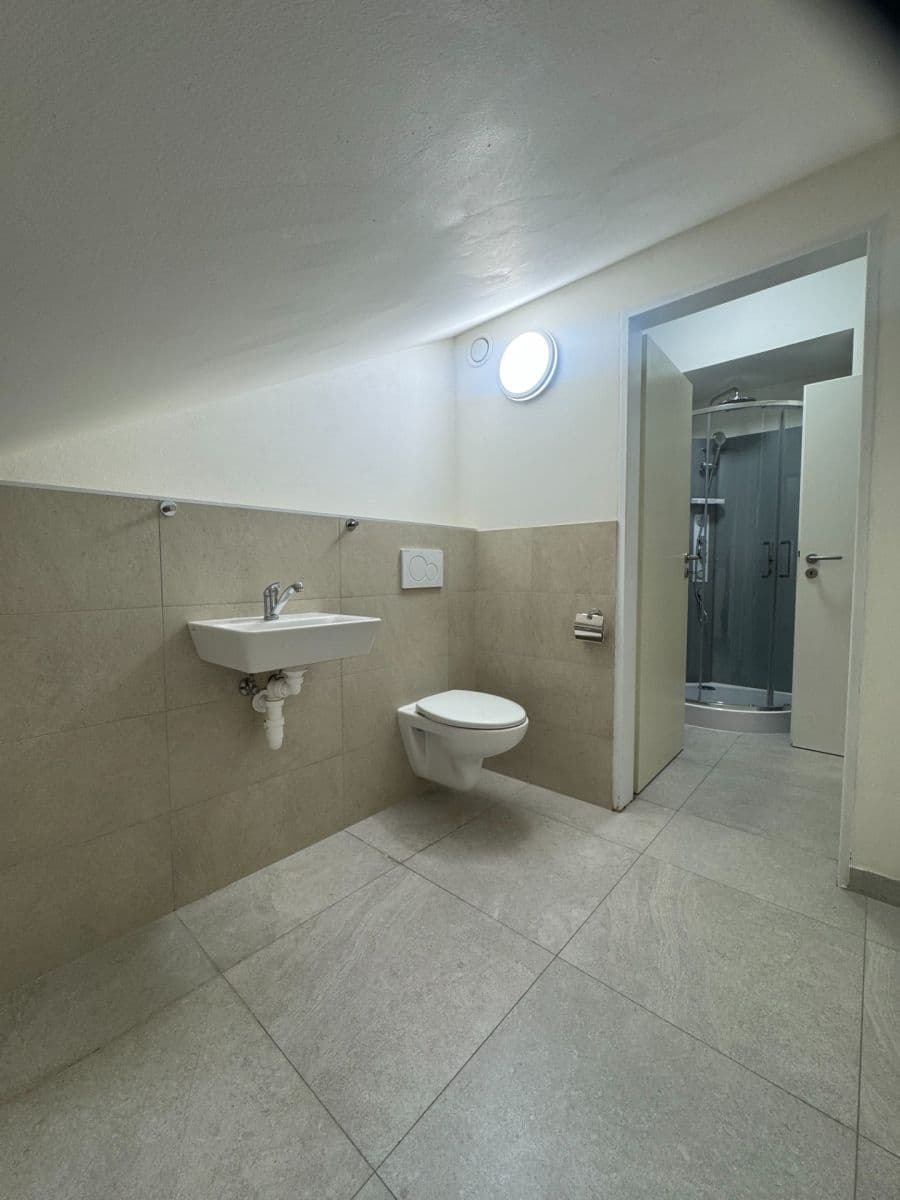 Prenájom bytu 1-izbový 44 m², Rubešova, Praha, Praha Prenájom bytu 1-izbový 44 m², Rubešova, Praha, Praha