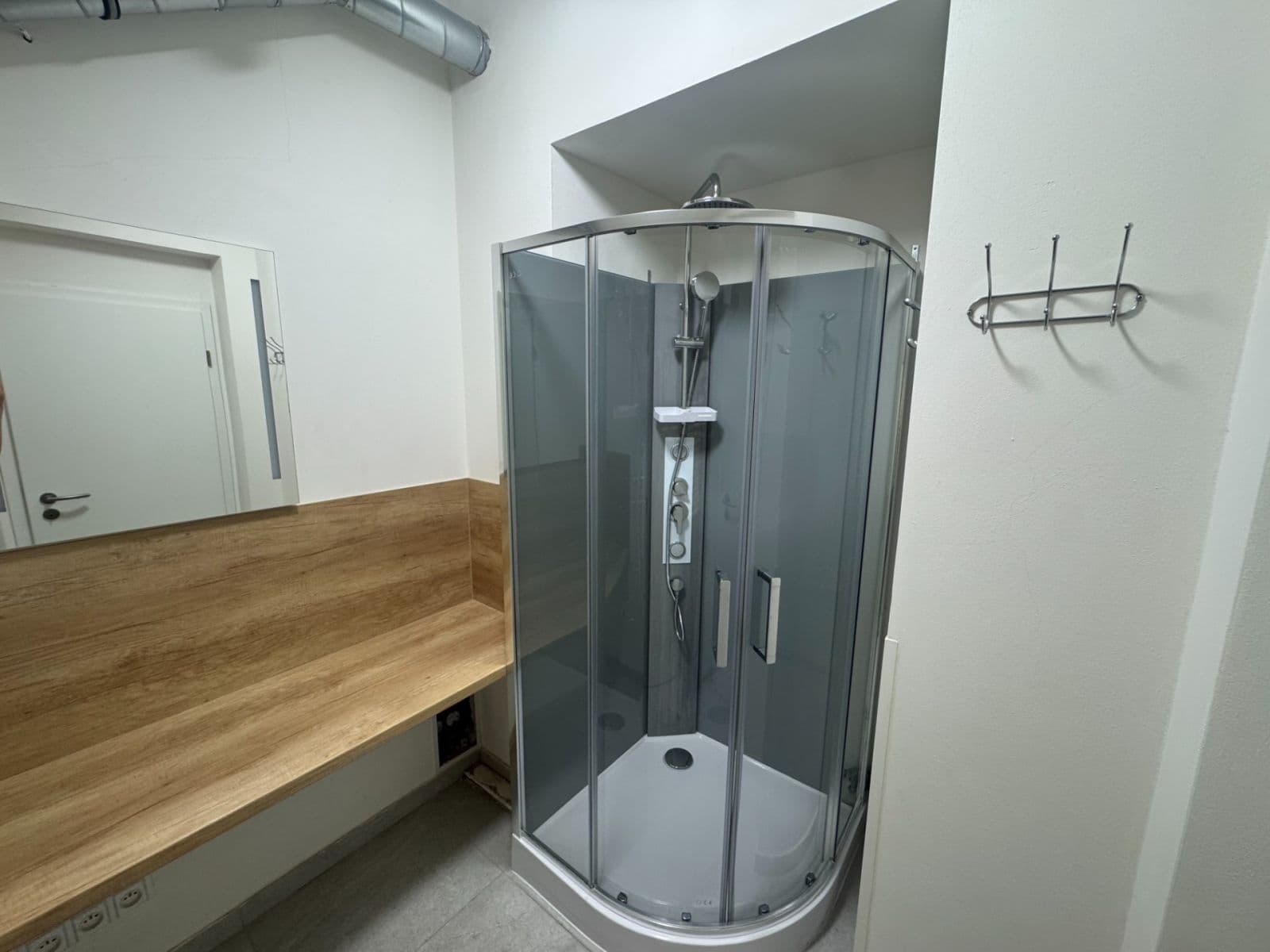 Prenájom bytu 1-izbový 44 m², Rubešova, Praha, Praha Prenájom bytu 1-izbový 44 m², Rubešova, Praha, Praha