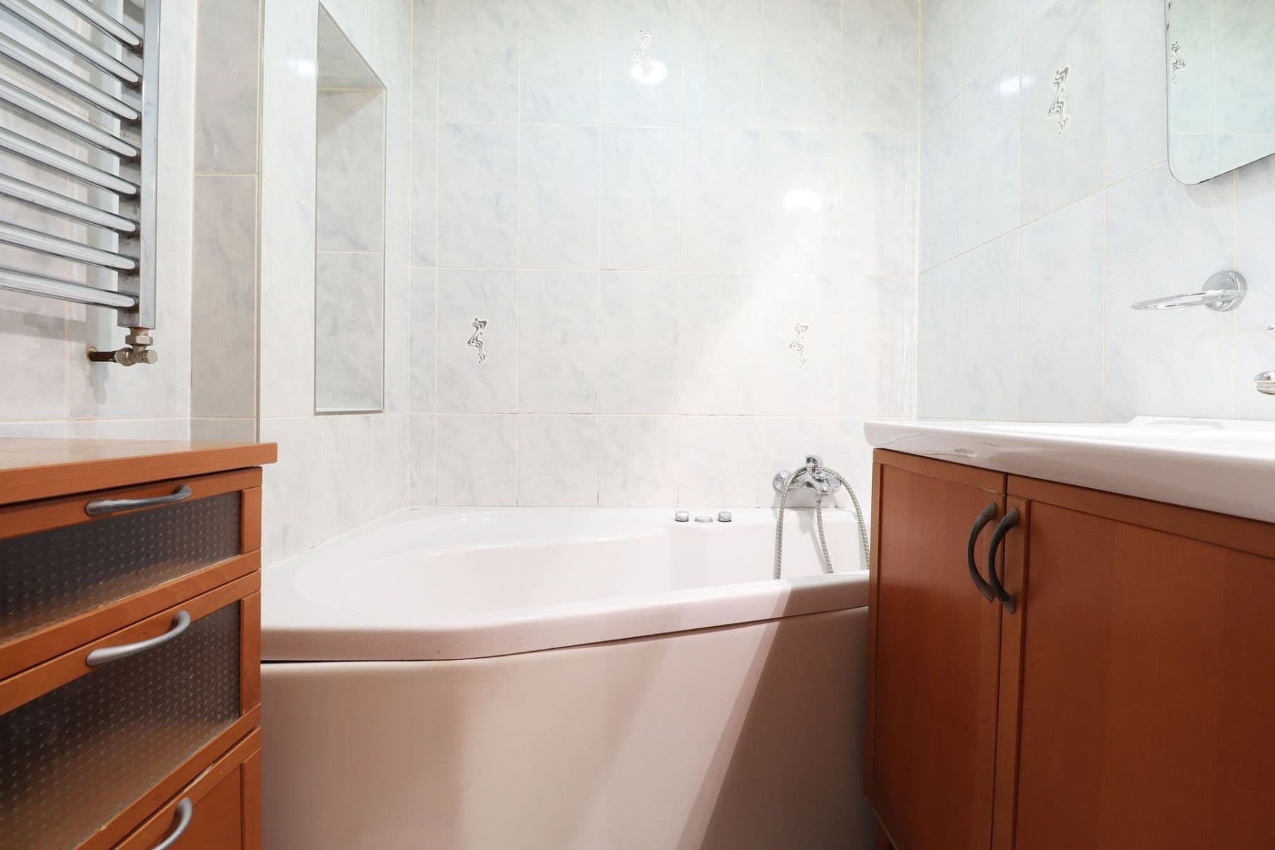 Prenájom bytu 2-izbový 78 m², Dělnická, Praha, Praha Prenájom bytu 2-izbový 78 m², Dělnická, Praha, Praha