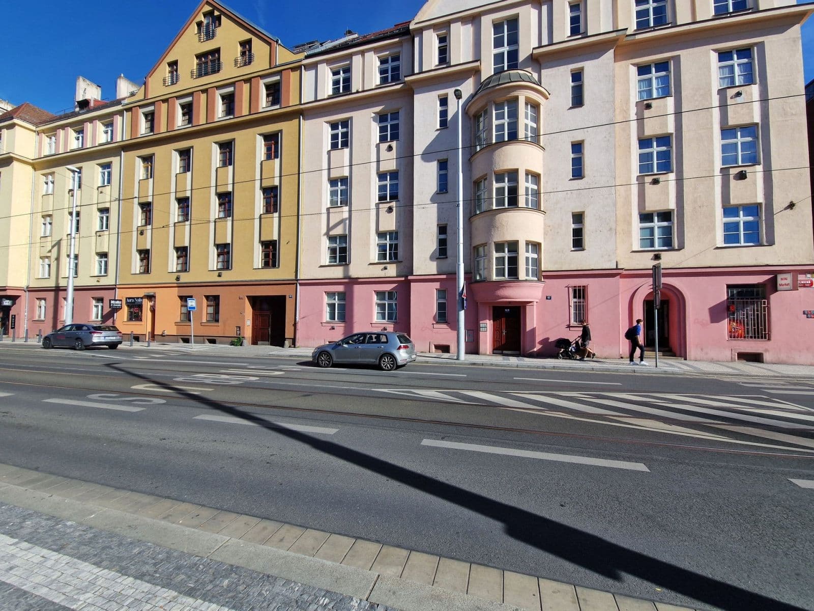 Prenájom bytu 2-izbový 78 m², Dělnická, Praha, Praha Prenájom bytu 2-izbový 78 m², Dělnická, Praha, Praha