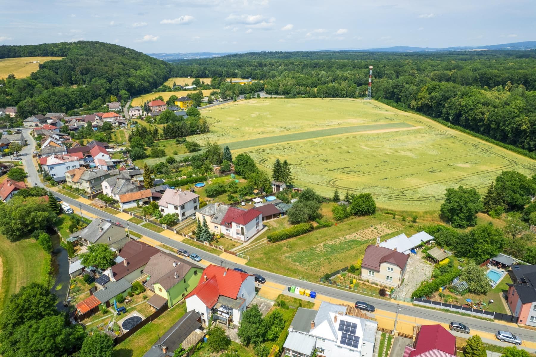 Predaj pozemku 1.439 m², Mladeč, Olomoucký kraj Predaj pozemku 1.439 m², Mladeč, Olomoucký kraj