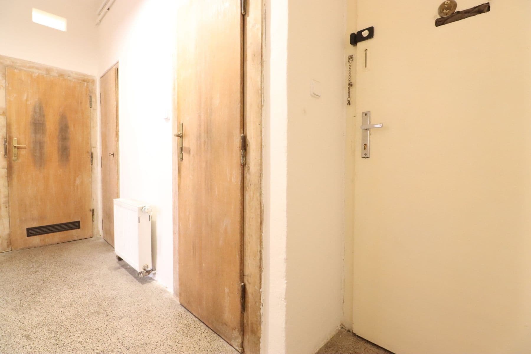 Prenájom bytu 1-izbový 42 m², U parního mlýna, Praha, Praha Prenájom bytu 1-izbový 42 m², U parního mlýna, Praha, Praha