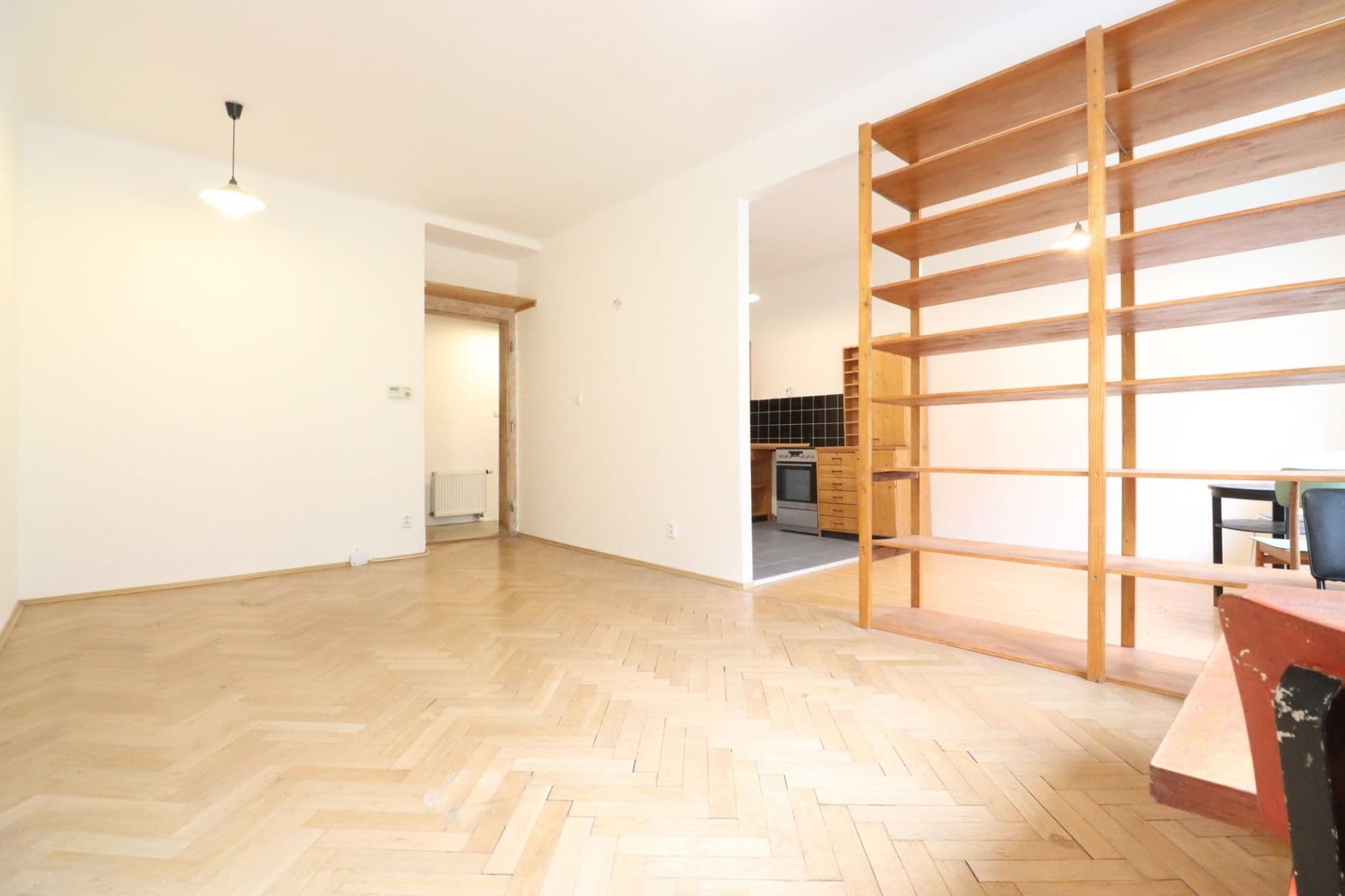 Prenájom bytu 1-izbový 42 m², U parního mlýna, Praha, Praha Prenájom bytu 1-izbový 42 m², U parního mlýna, Praha, Praha