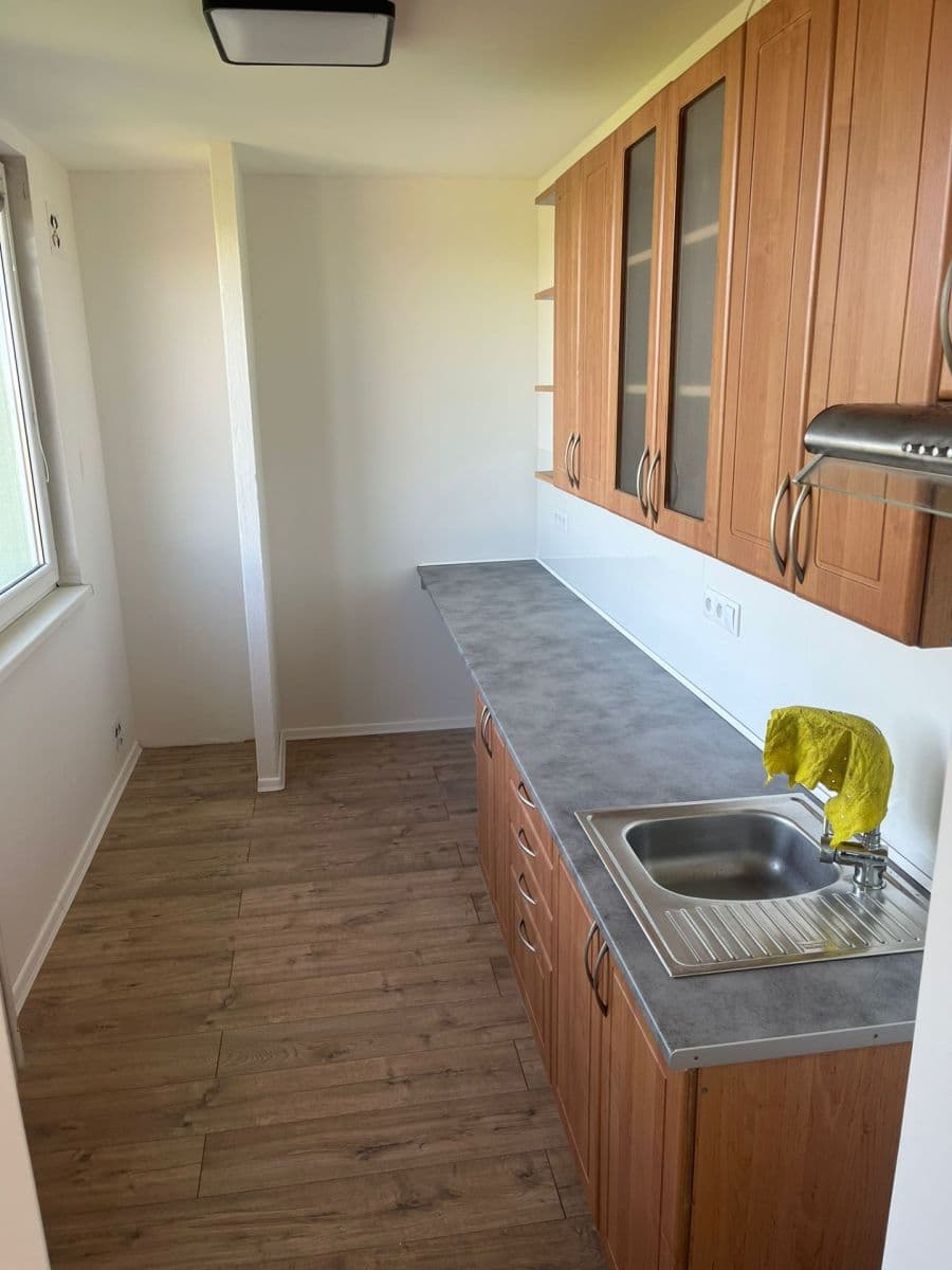 Prenájom bytu 3-izbový 67 m², Pod Skalkou, Přerov, Olomoucký kraj Prenájom bytu 3-izbový 67 m², Pod Skalkou, Přerov, Olomoucký kraj