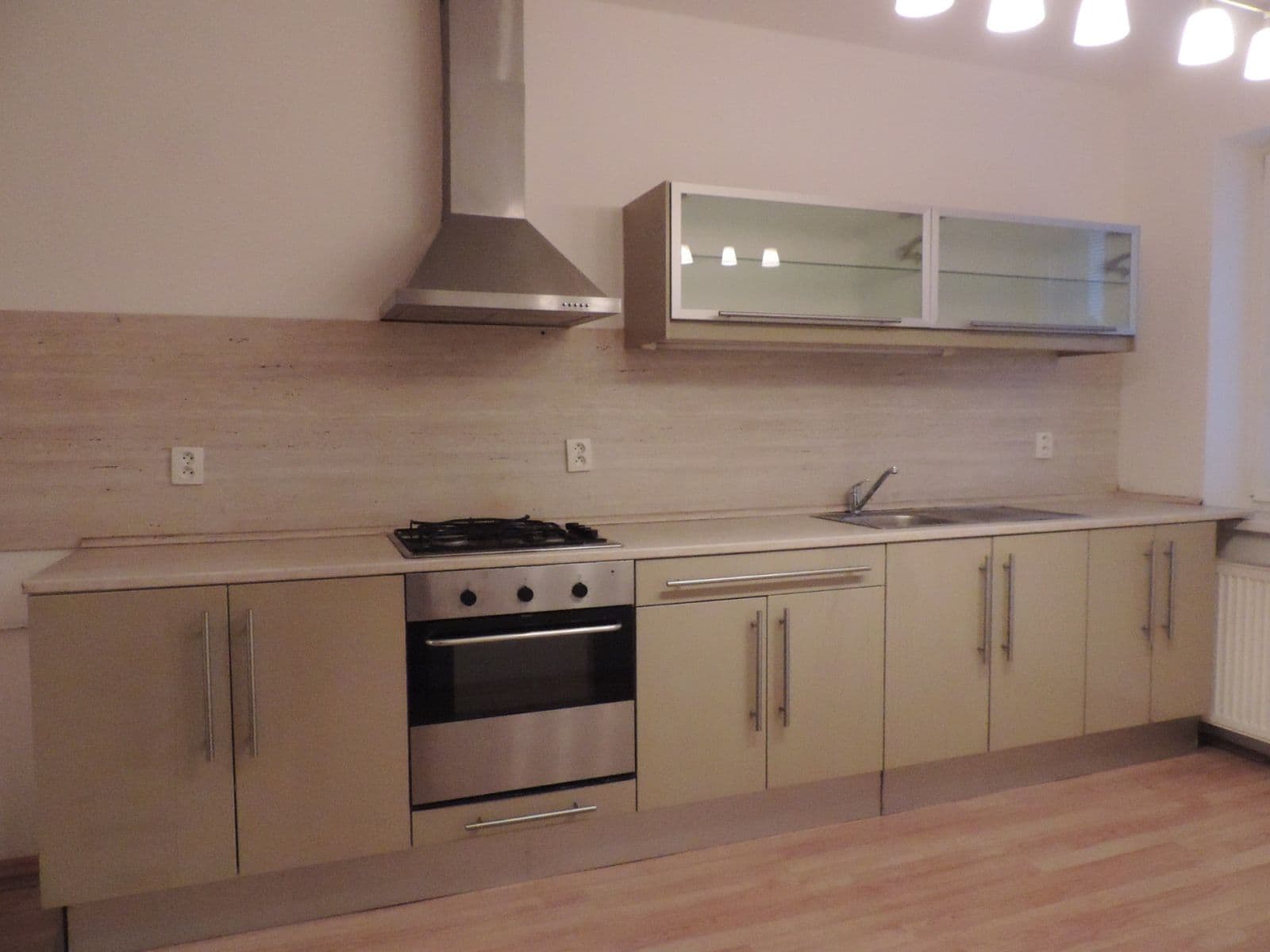 Predaj bytu 2-izbový 77 m², Bieblova, Ostrava, Moravskoslezský kraj Predaj bytu 2-izbový 77 m², Bieblova, Ostrava, Moravskoslezský kraj